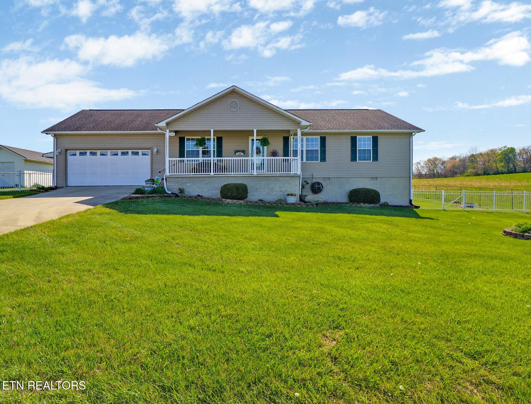341 Jesse Loop Property Photo