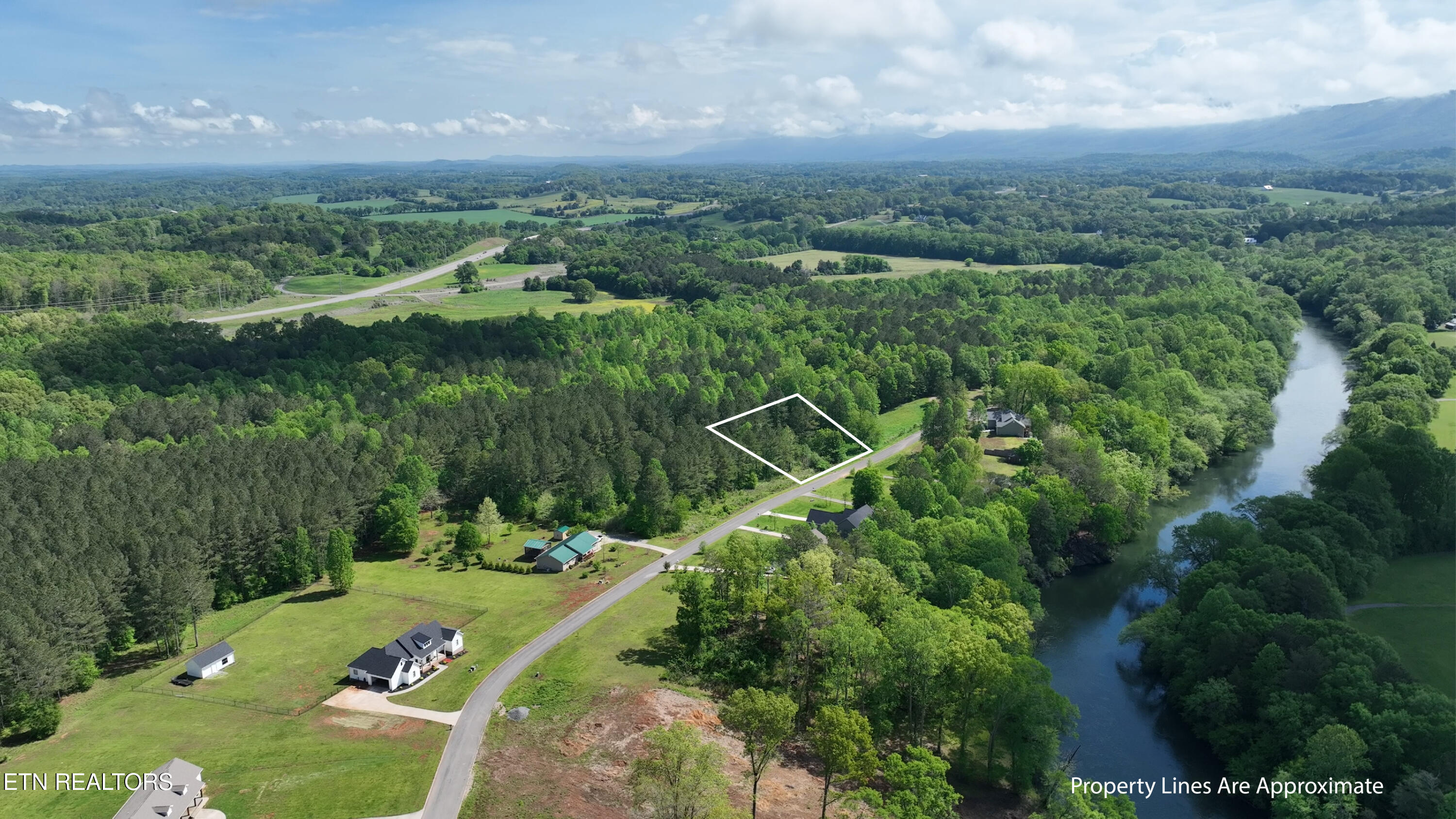 223 Rivers Edge Lane Property Photo