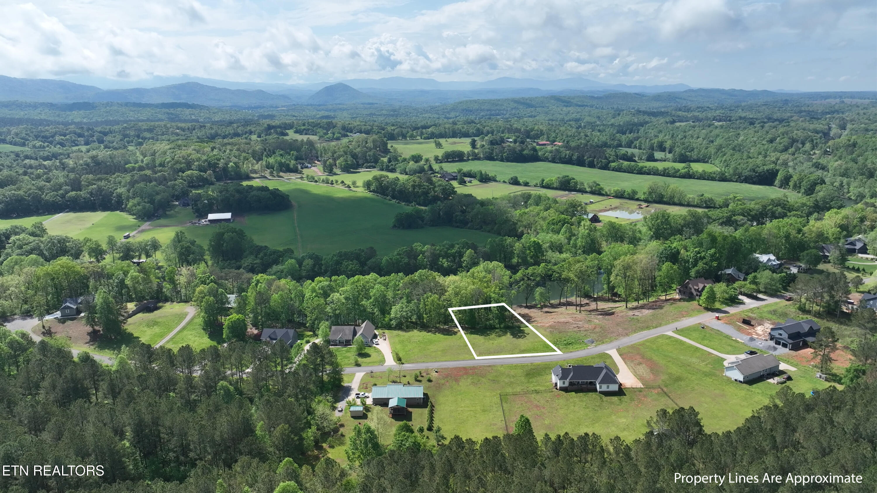 202 Rivers Edge Lane Property Photo
