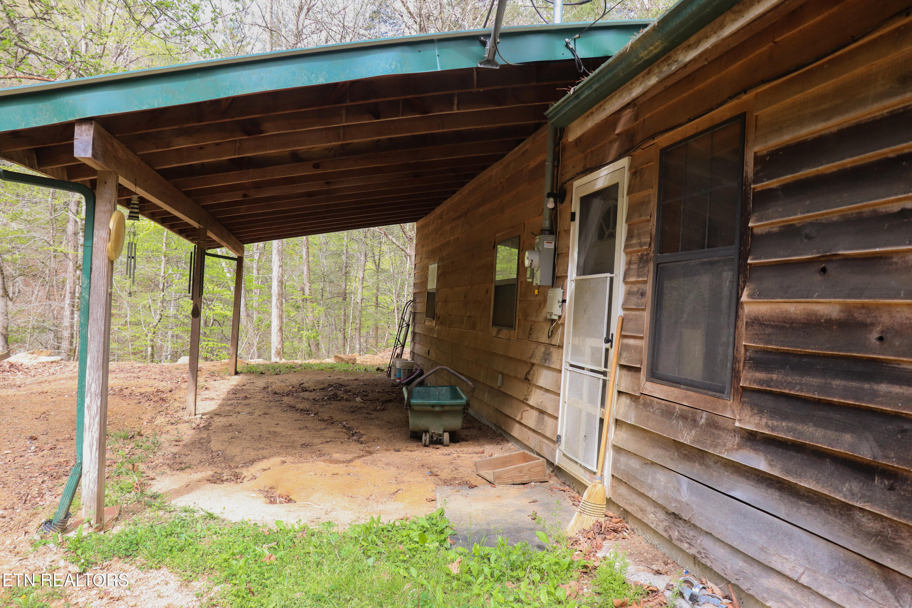 3634 Wilhite Rd Property Photo 4