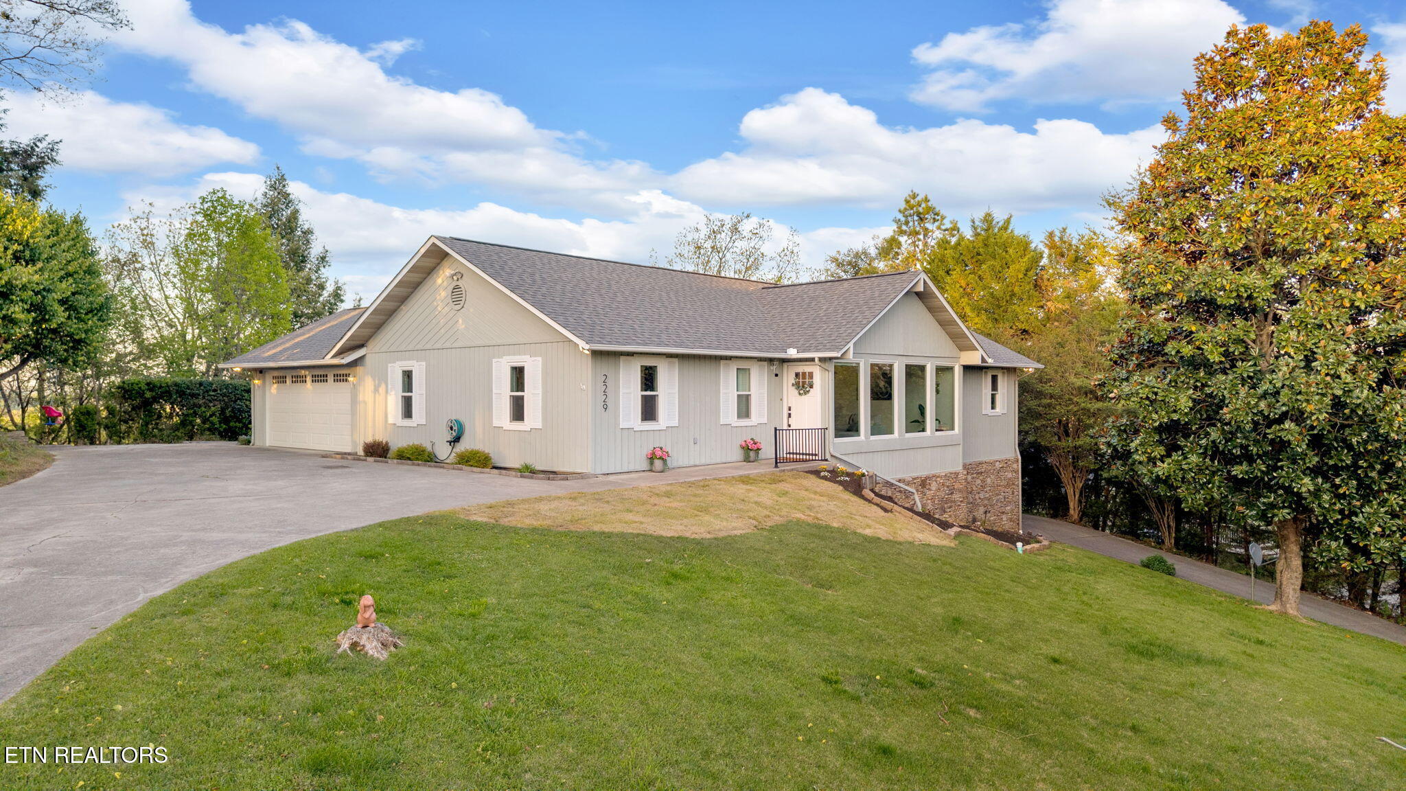 2229 Battle Ground Drive Property Photo
