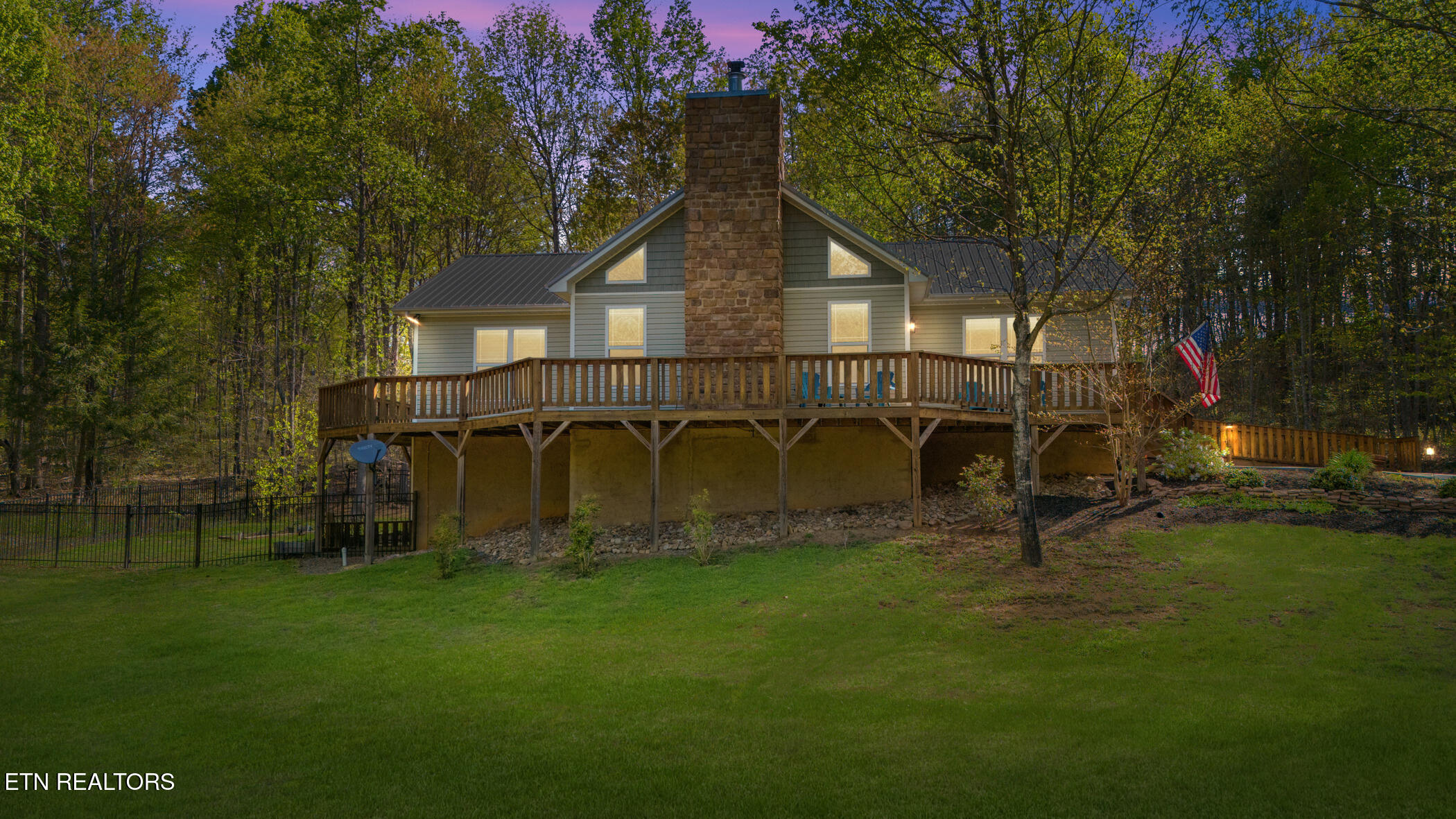 3851 Mistletoe Loop Property Photo