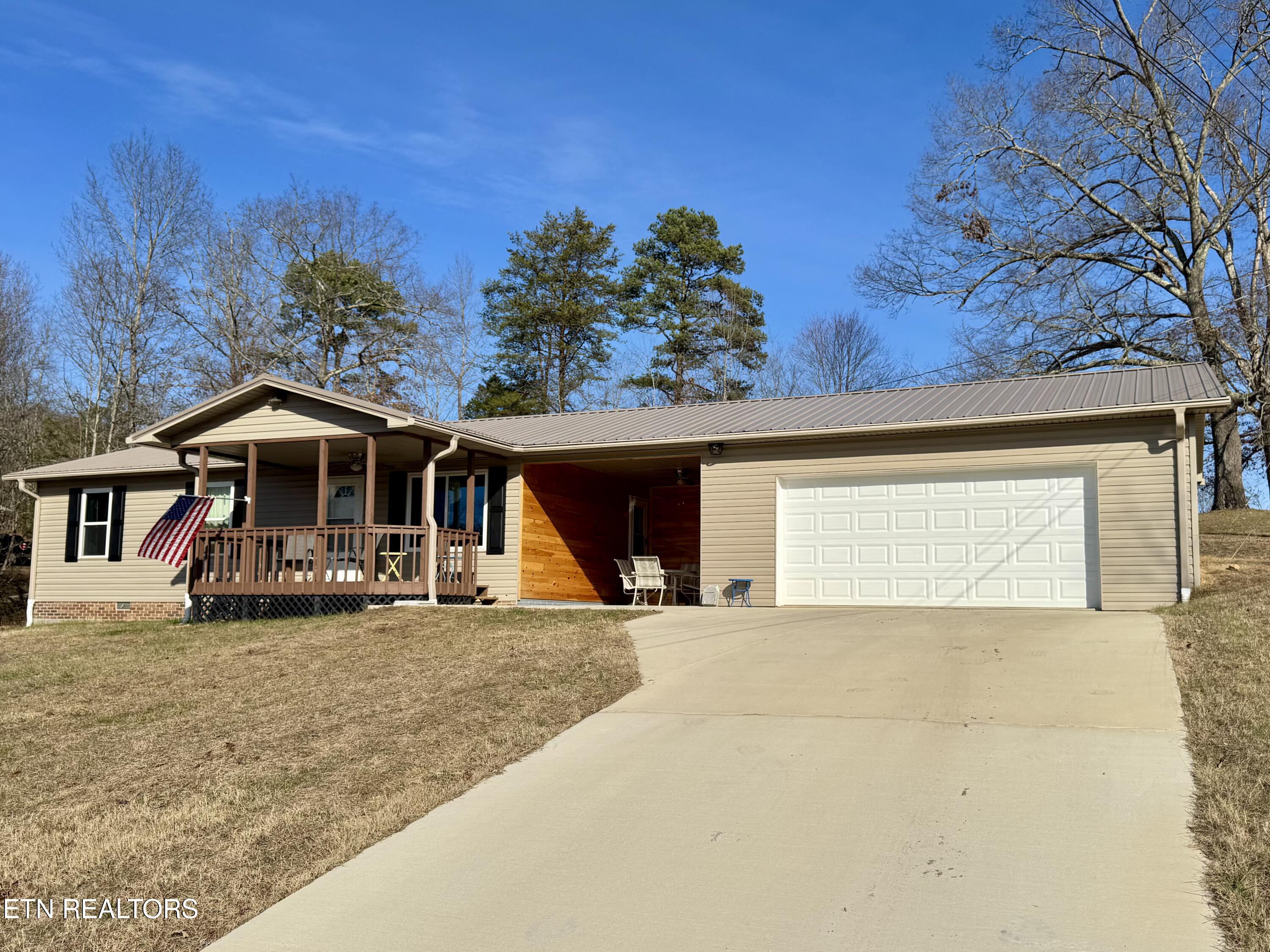 155 Oak Tree Lane Property Photo