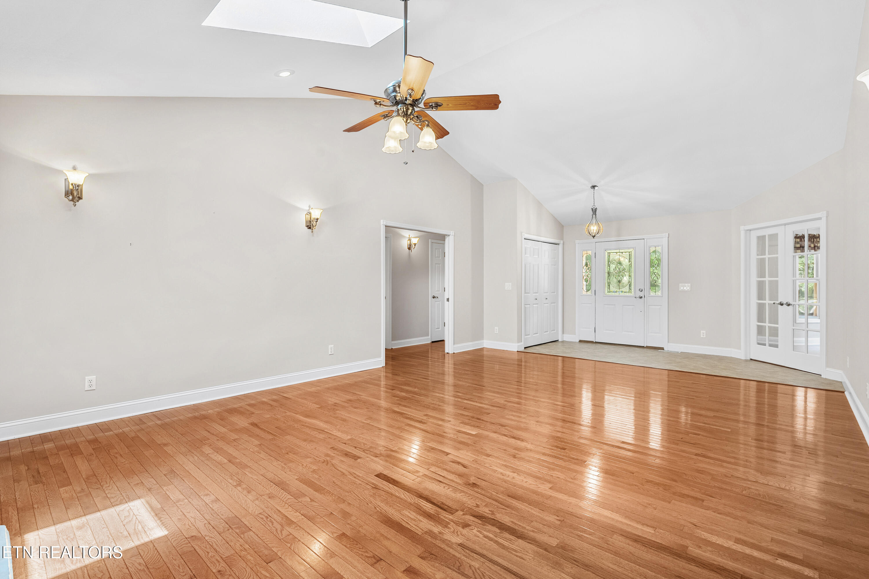 10 Claremont Circle Property Photo 11