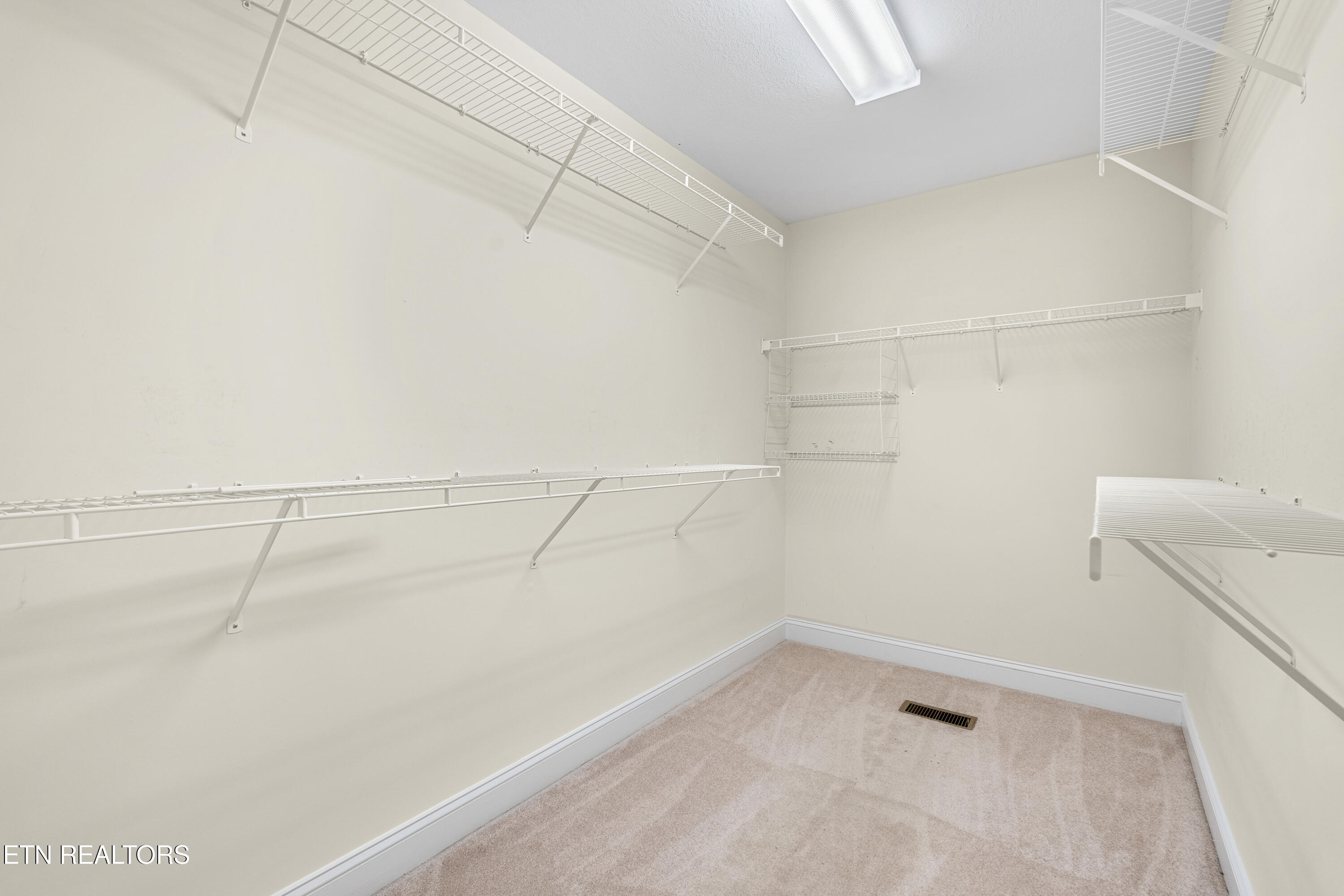 10 Claremont Circle Property Photo 25