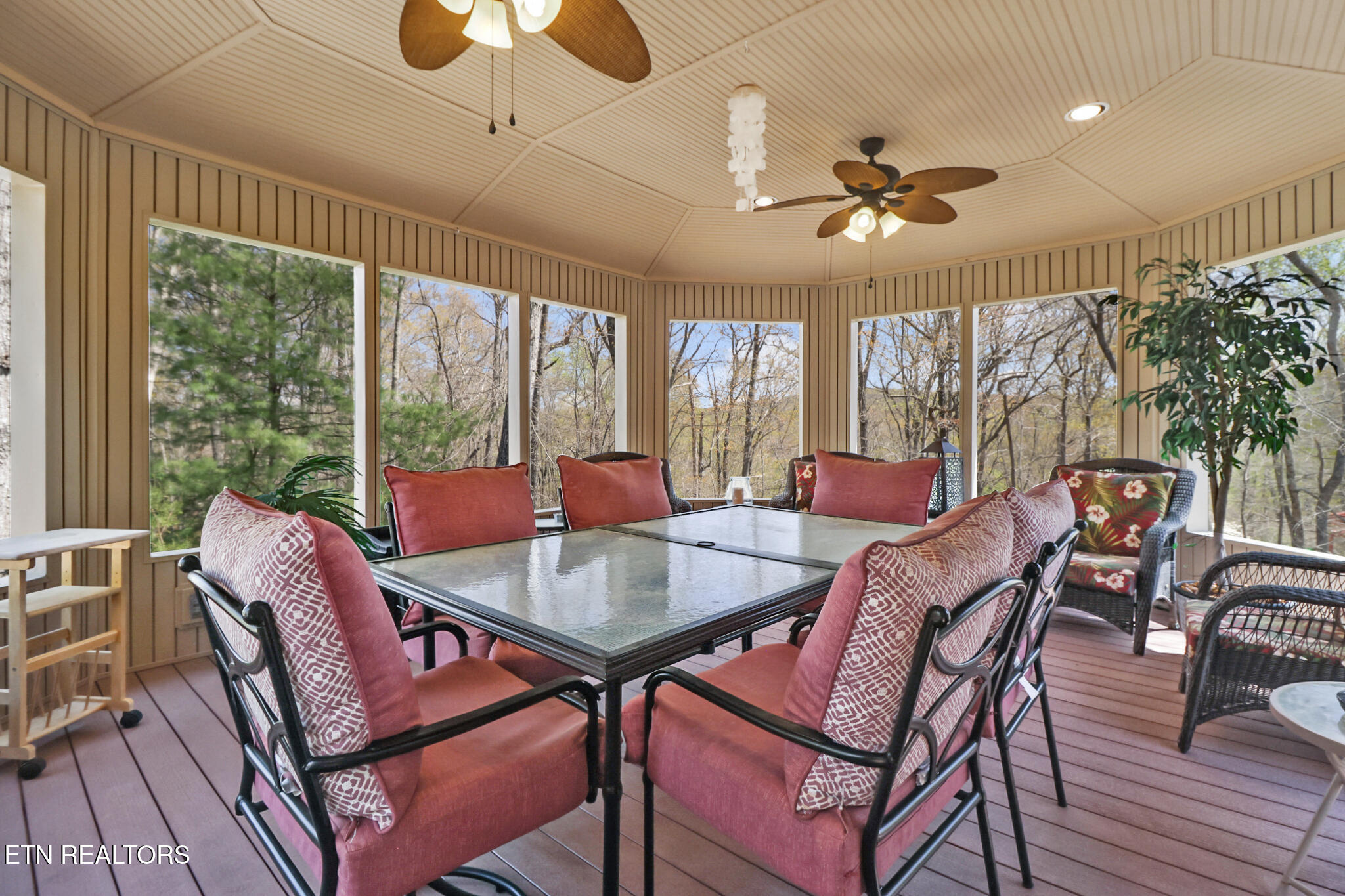 10 Claremont Circle Property Photo 34