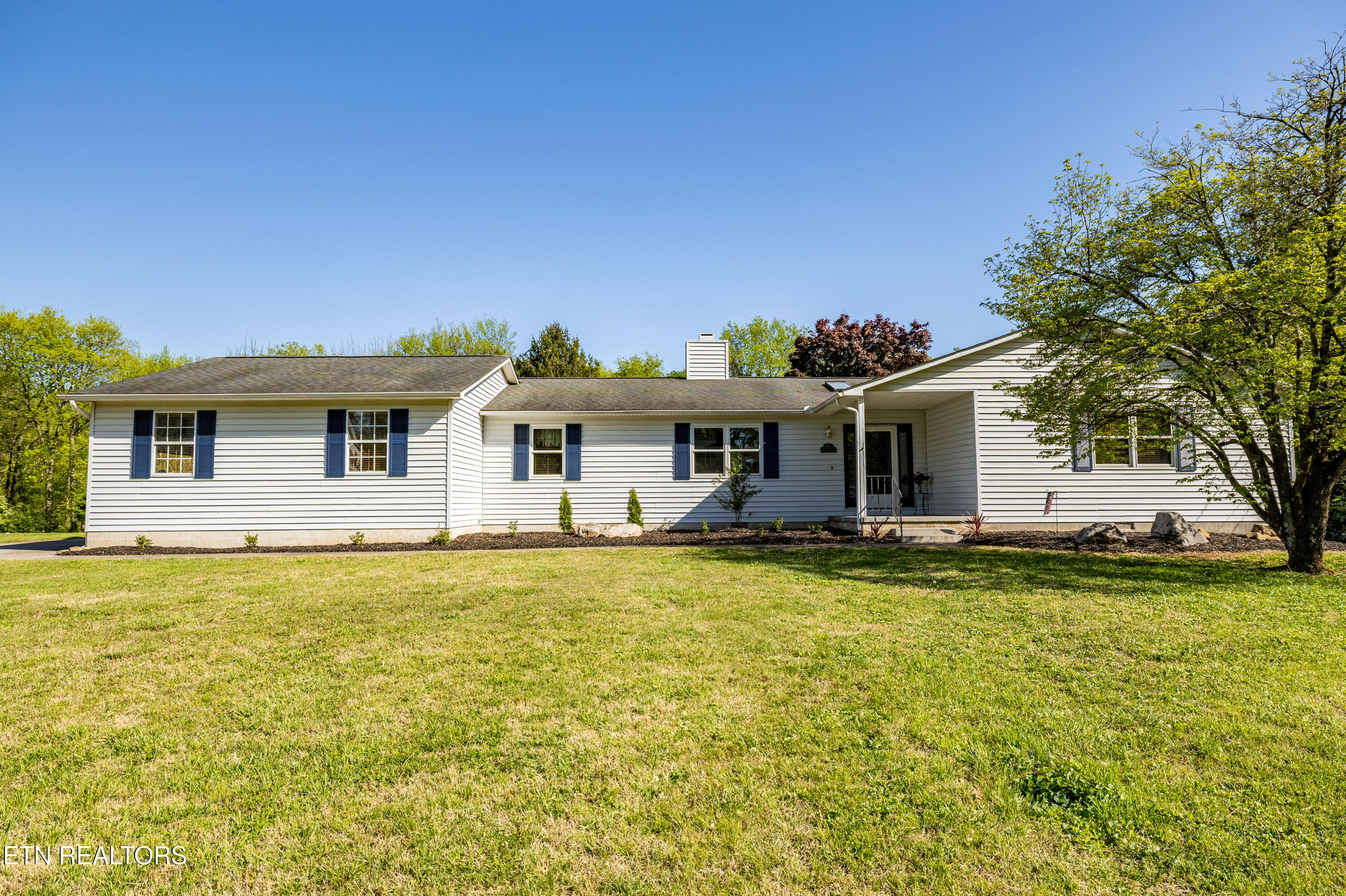 1037 Vera Drive Property Photo