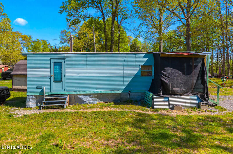 2116 Cox Rd Property Photo