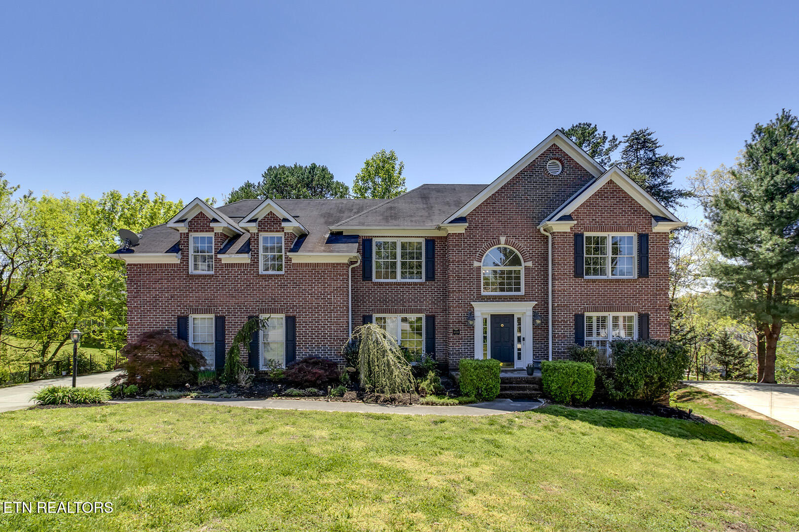 10320 Castlebridge Court Property Photo