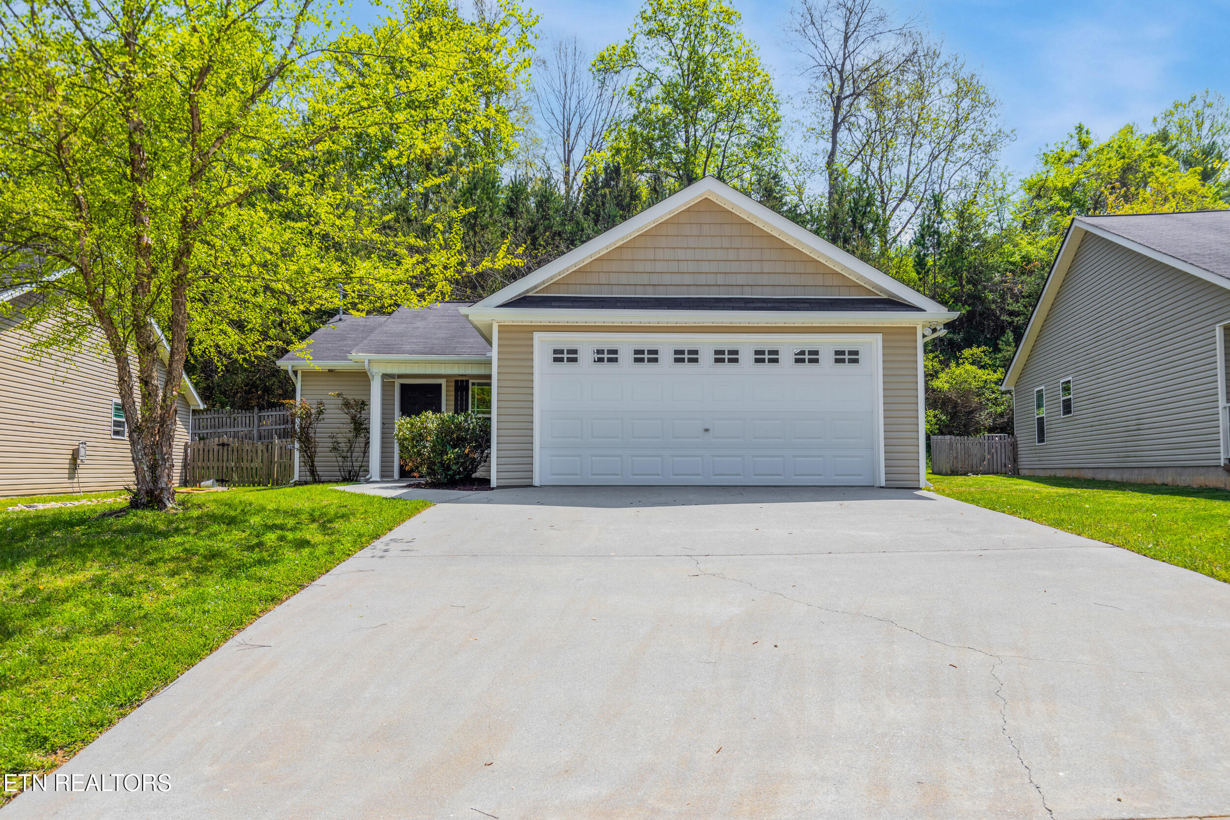 5952 Bearden View Lane Property Photo
