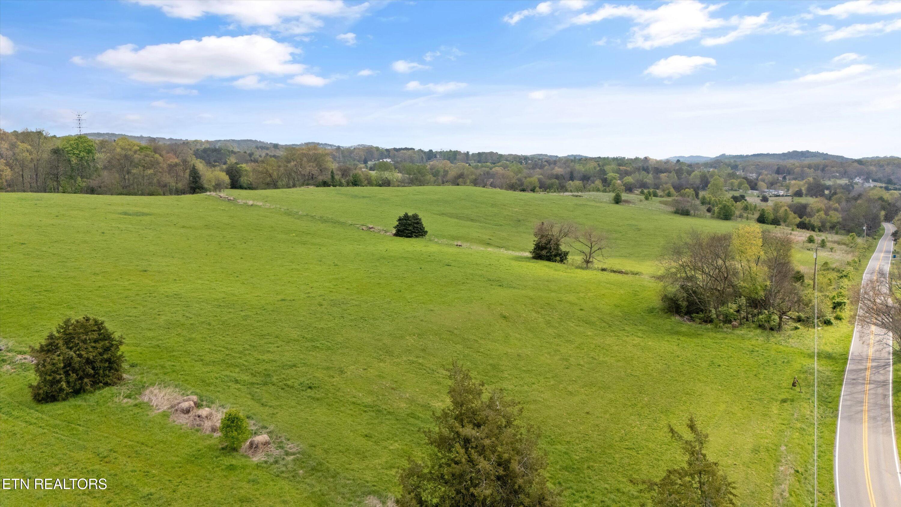 Lot 2 Thorngrove Pike Property Photo