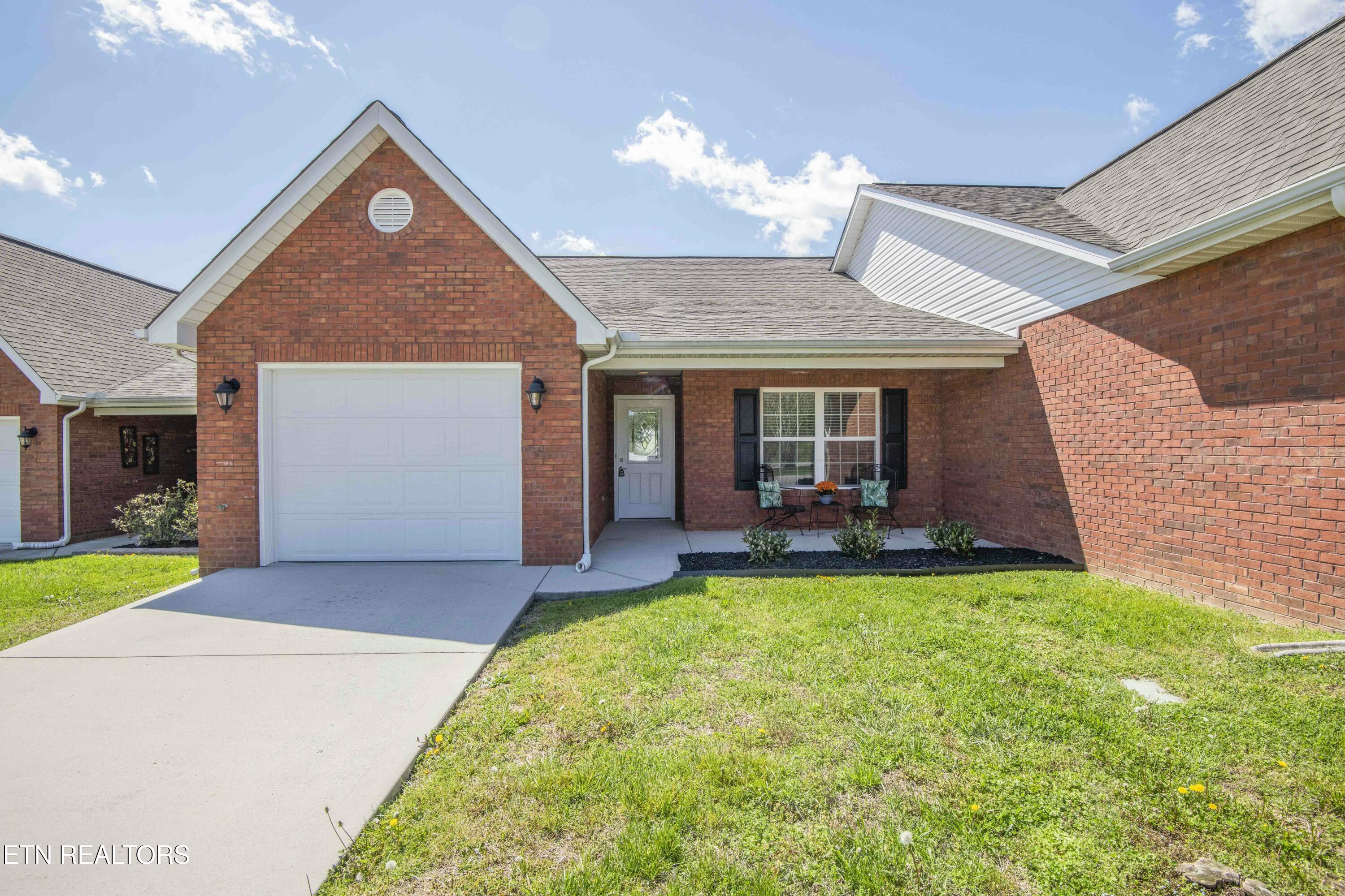337 Angus Xing Lane Property Photo