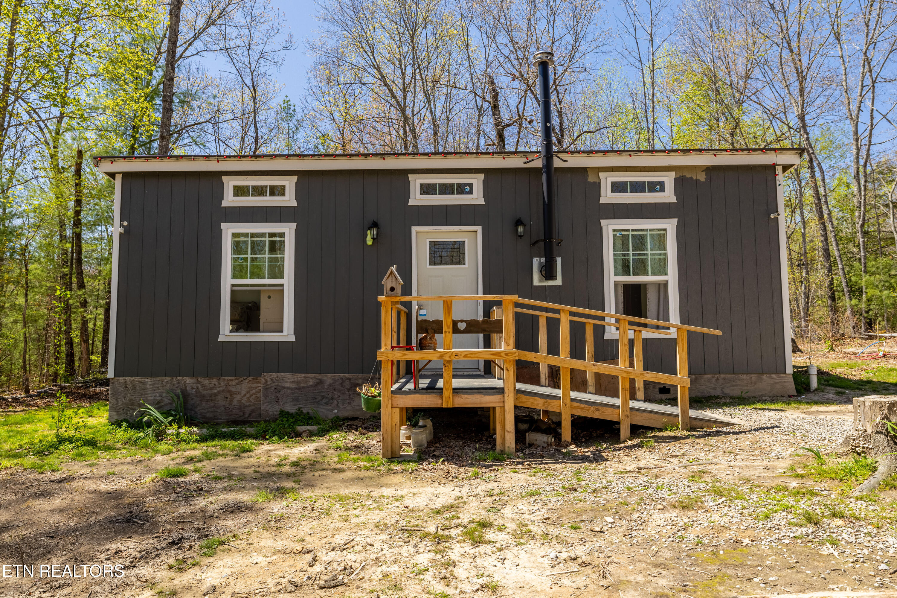 974 Tiffany Lane Property Photo
