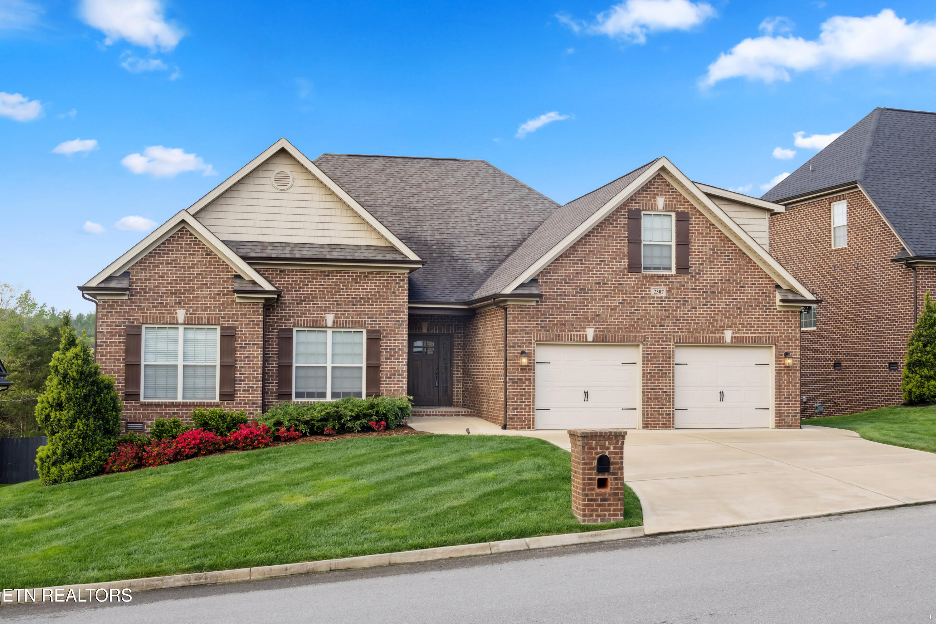 2307 Wolf Crossing Lane Property Photo
