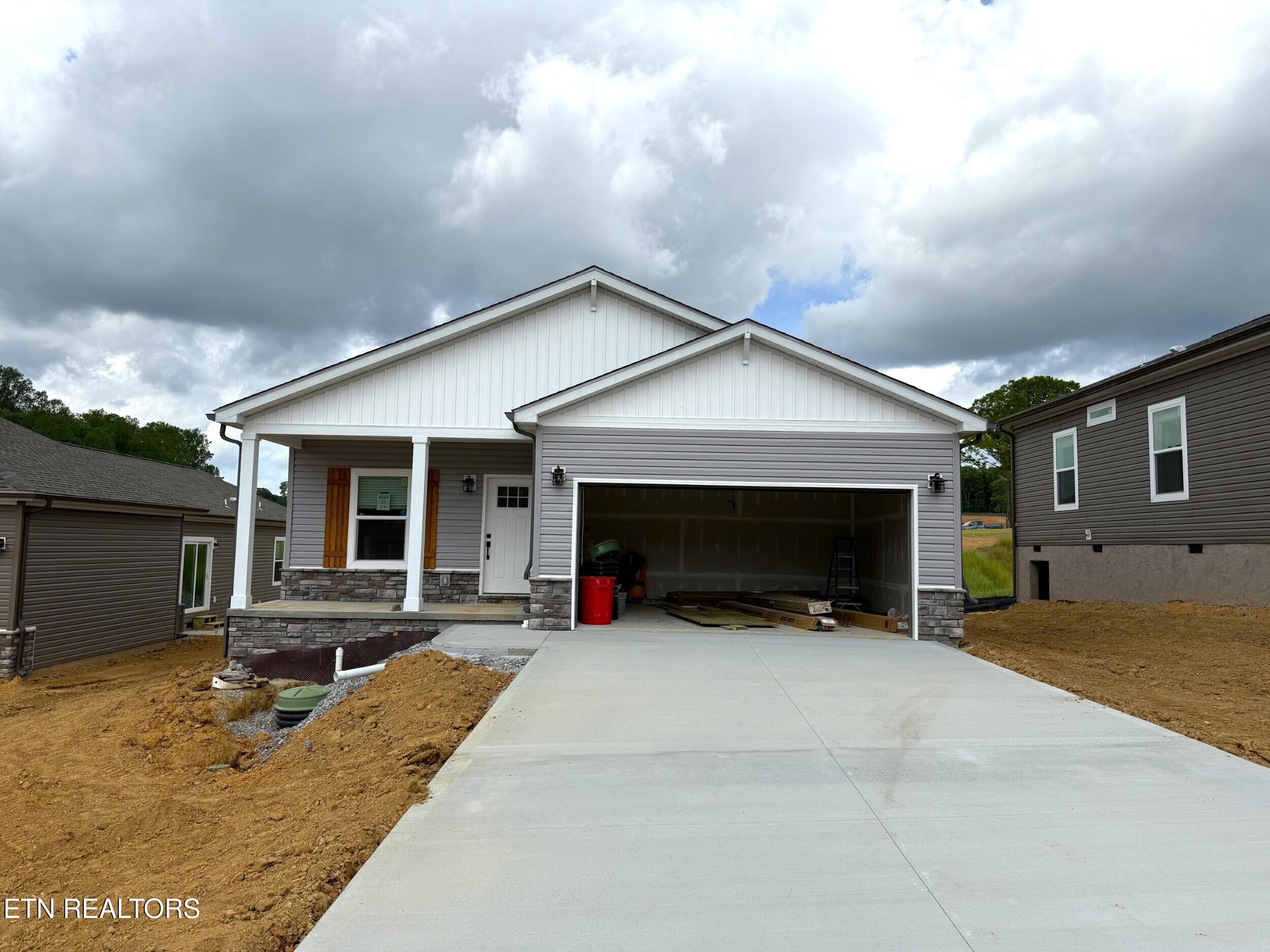 6521 Spotted Orchid Lane Property Photo