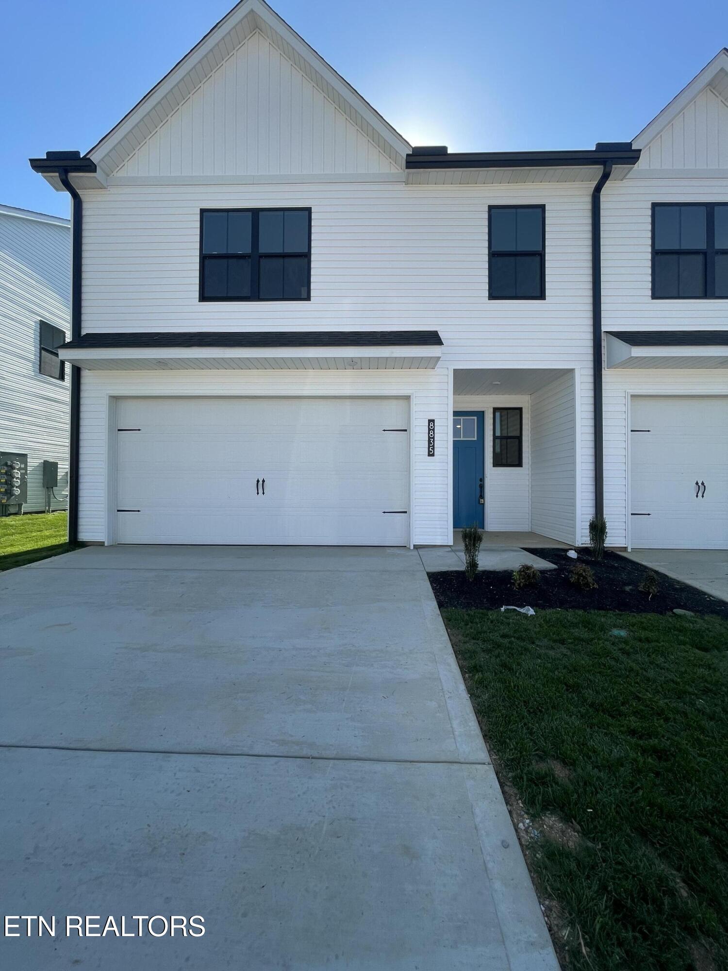 8835 Chapman Trace Way Property Photo 3