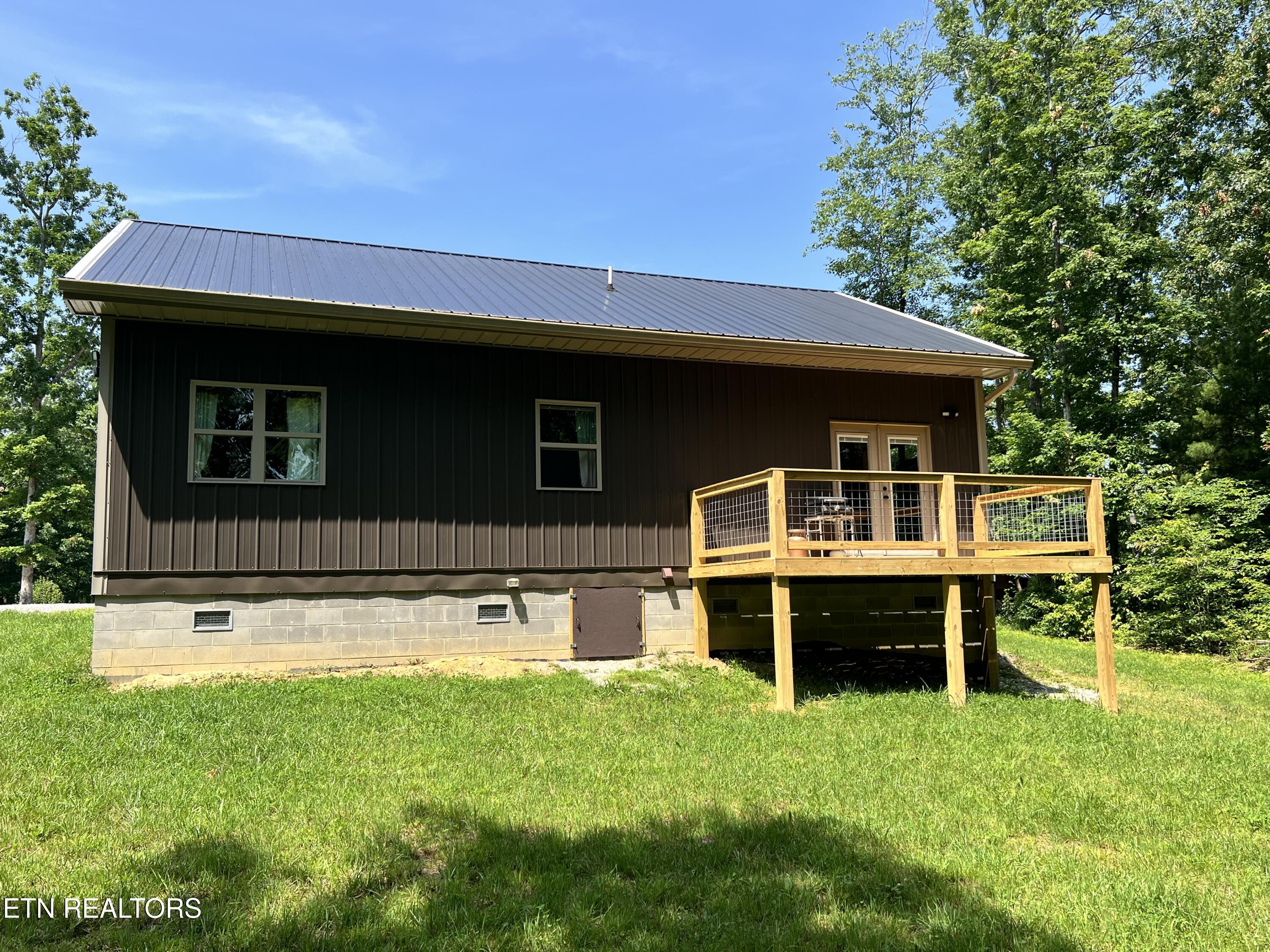 2025 Allardt Tinch Rd Property Photo 6