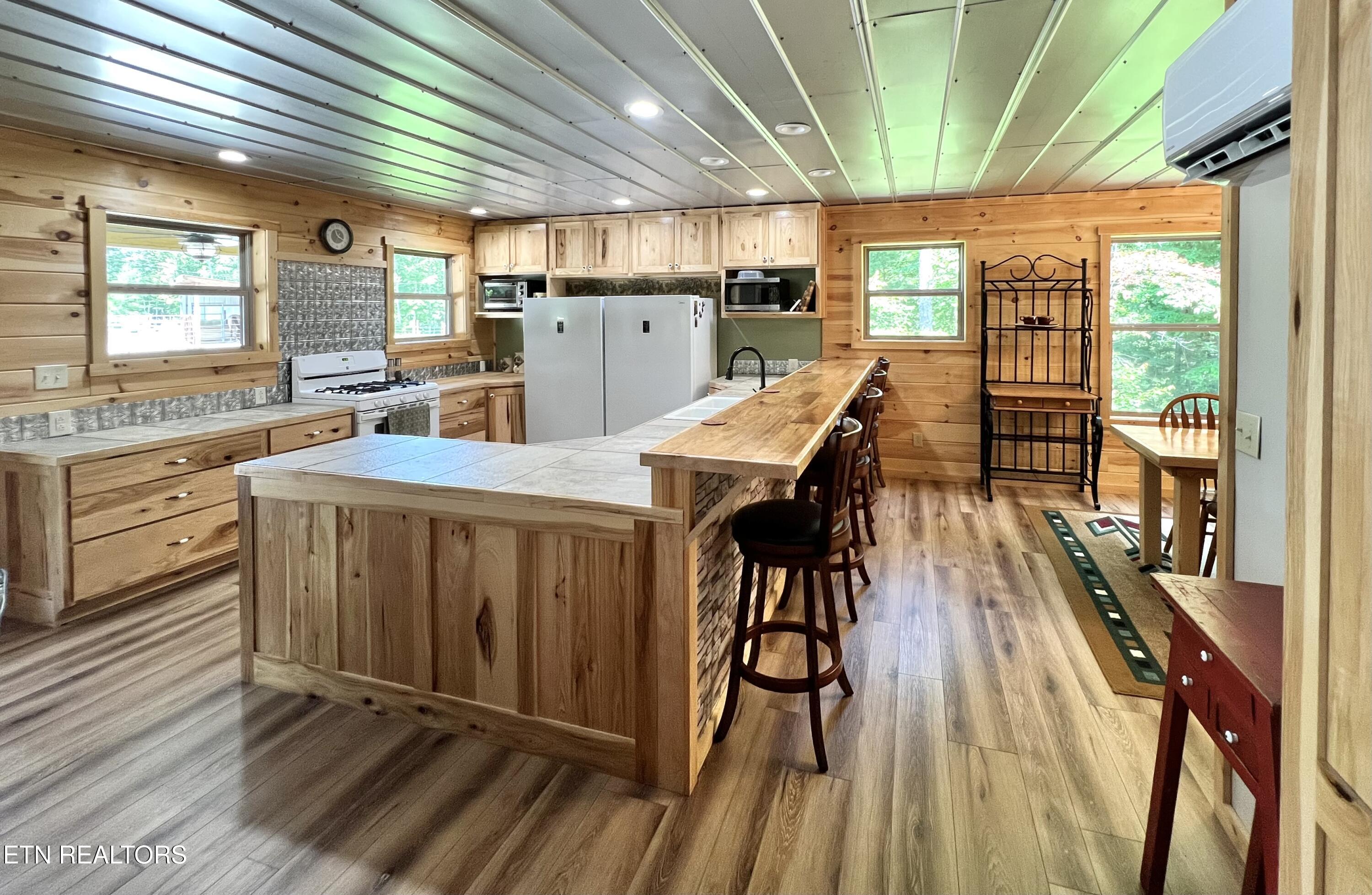 2025 Allardt Tinch Rd Property Photo 15