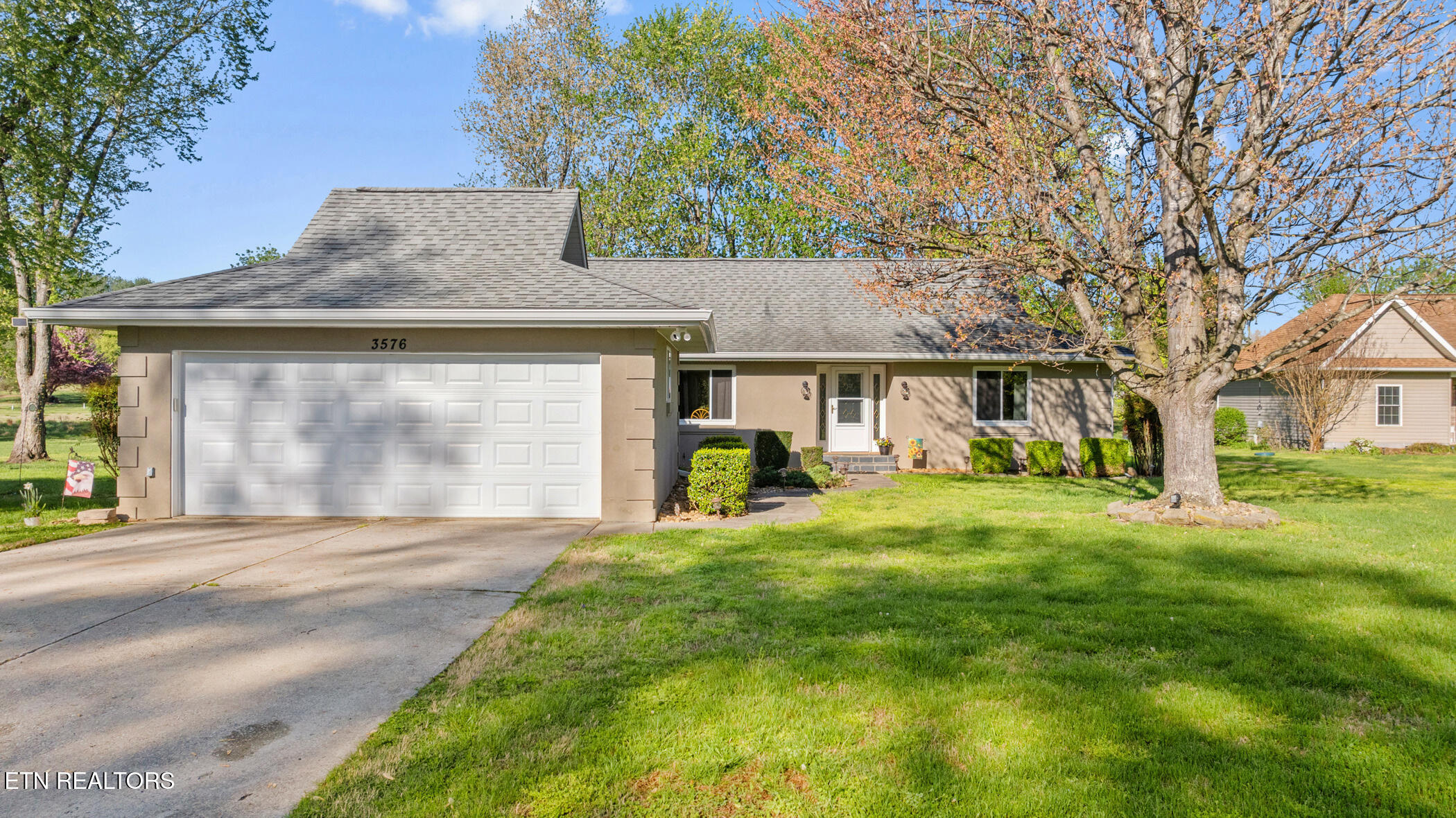 3576 E Atherton Lane Property Photo