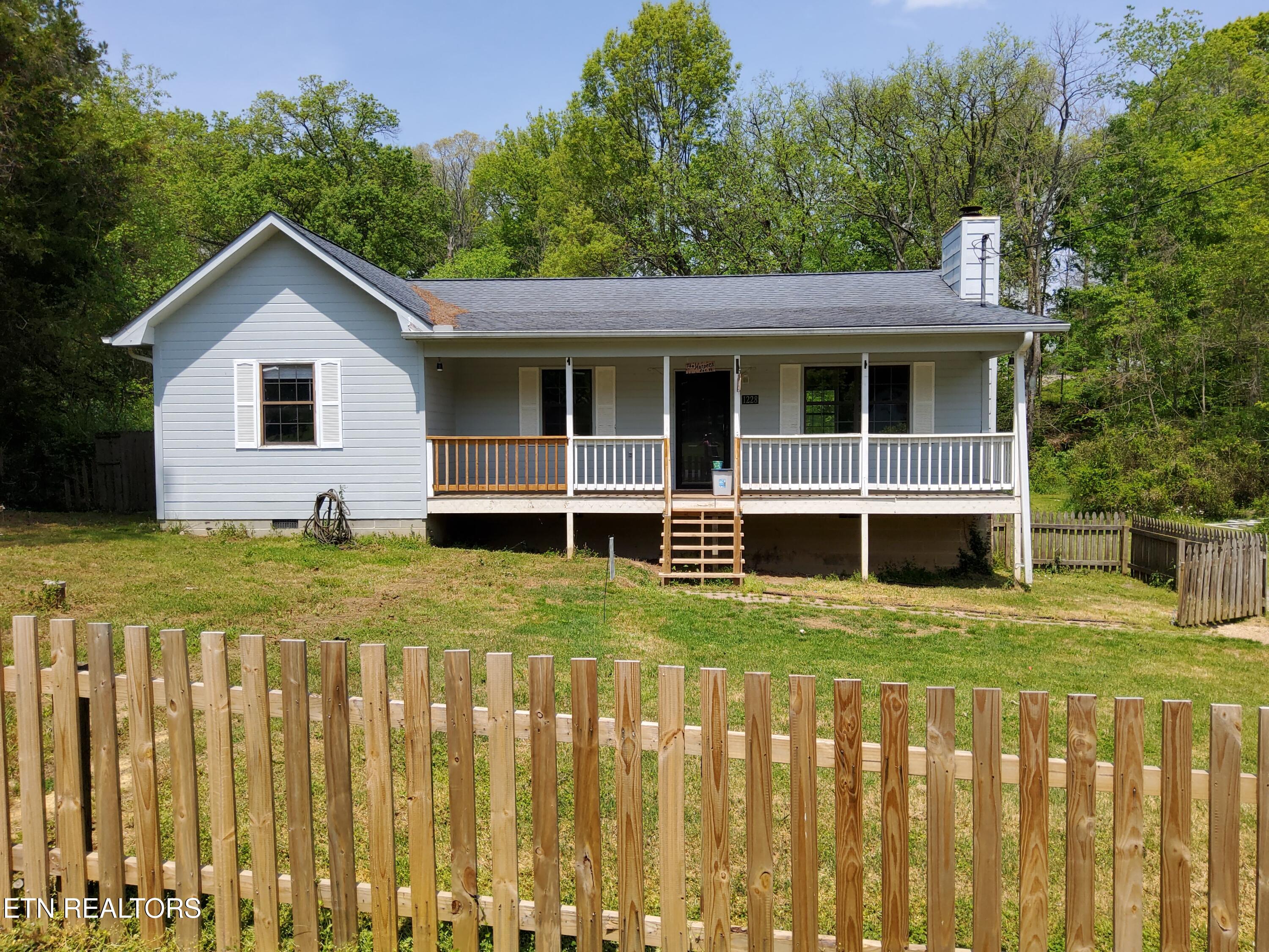 1228 Payne School Drive Property Photo