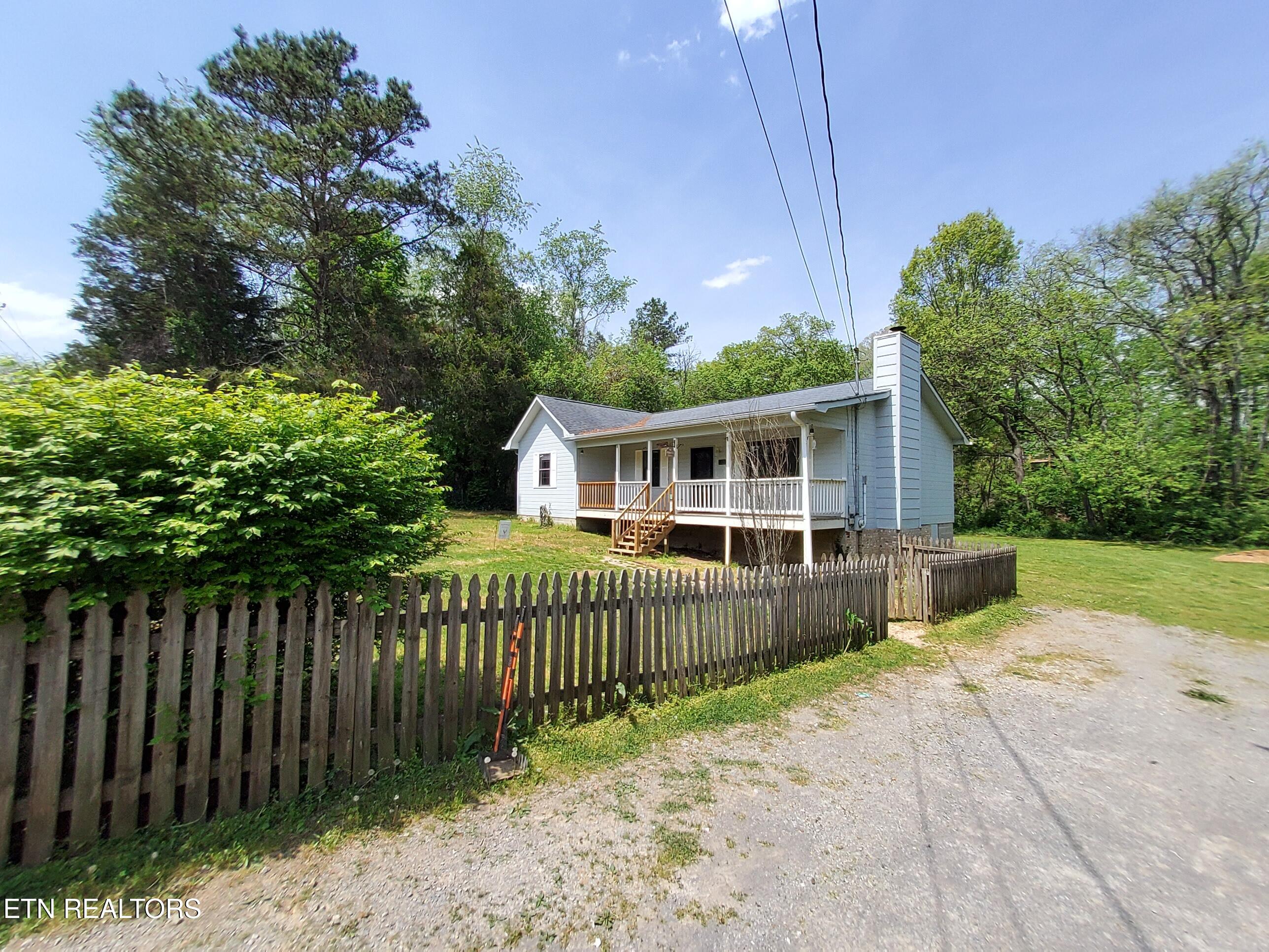 1228 Payne School Drive Property Photo 4