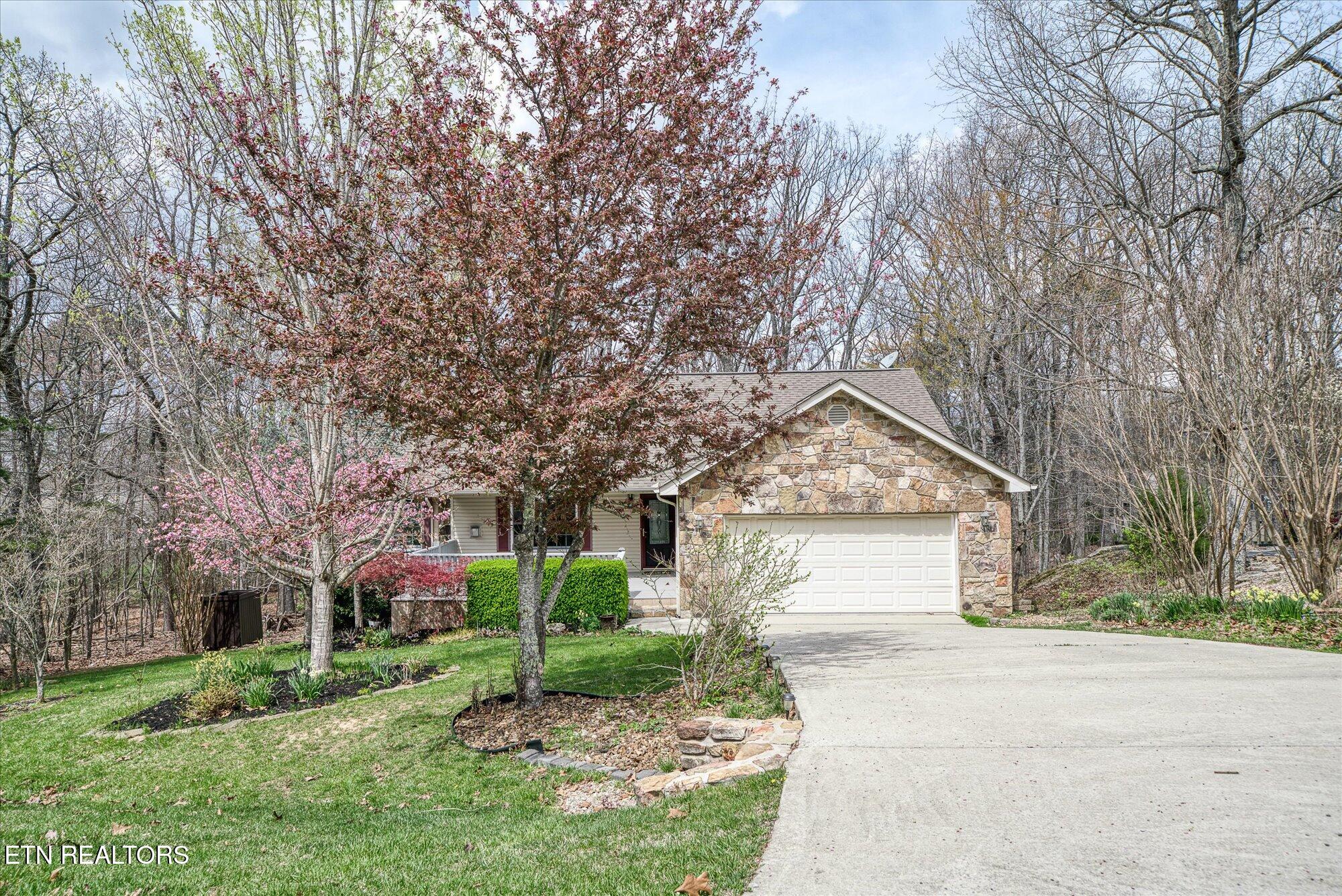 18 Bingham Way Property Photo