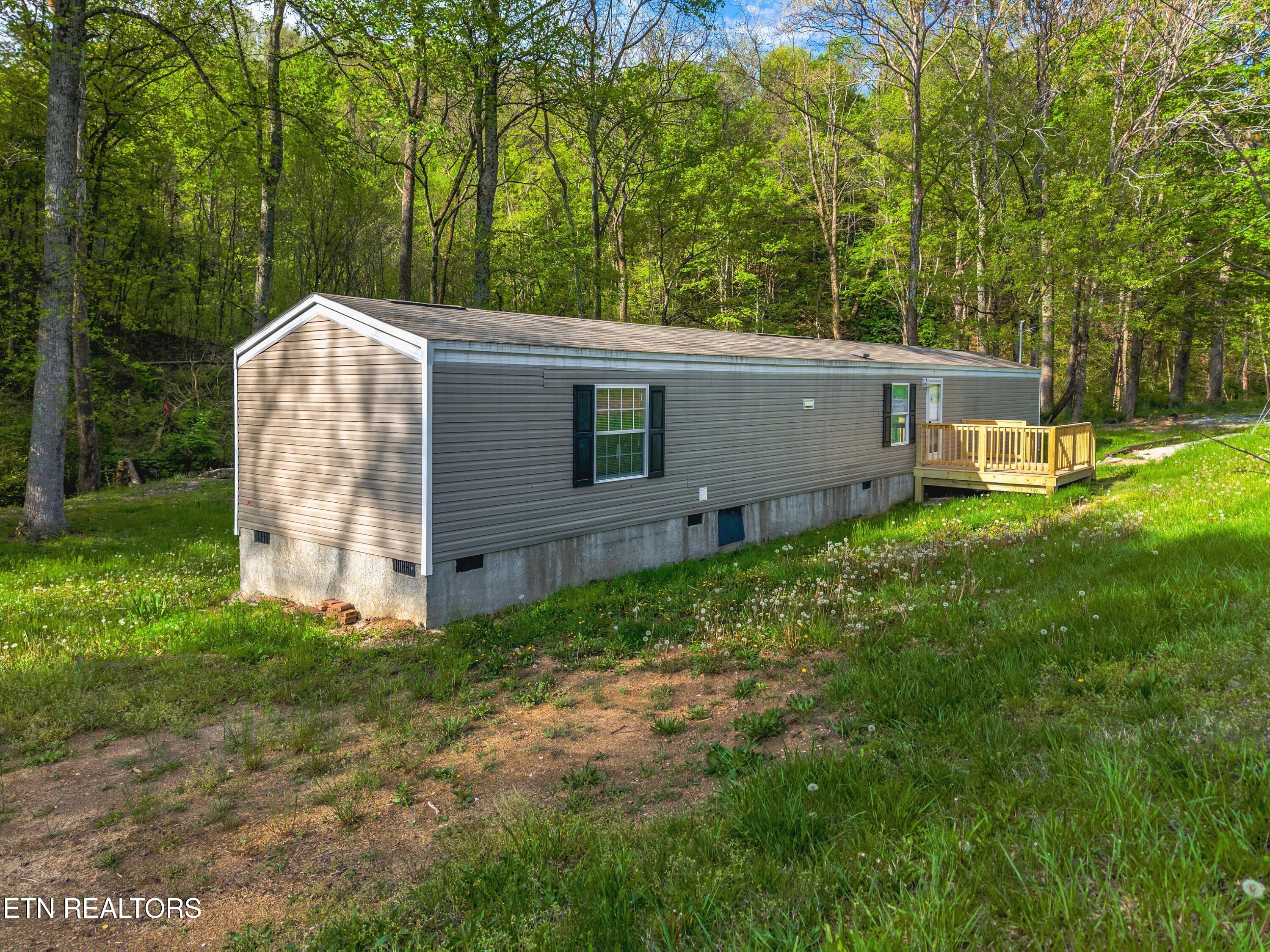 2805 Coffey Rd Property Photo 2