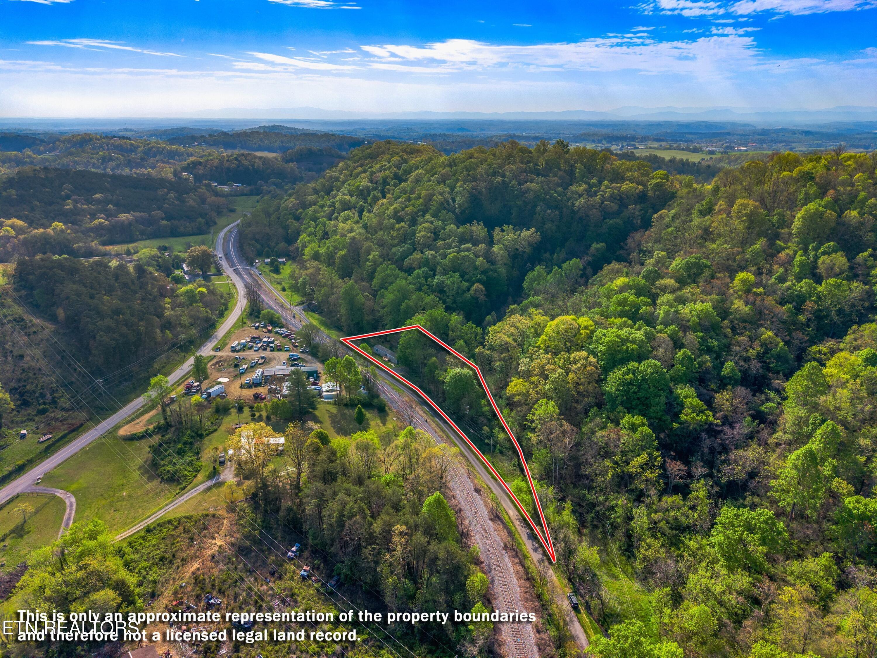 2805 Coffey Rd Property Photo 4