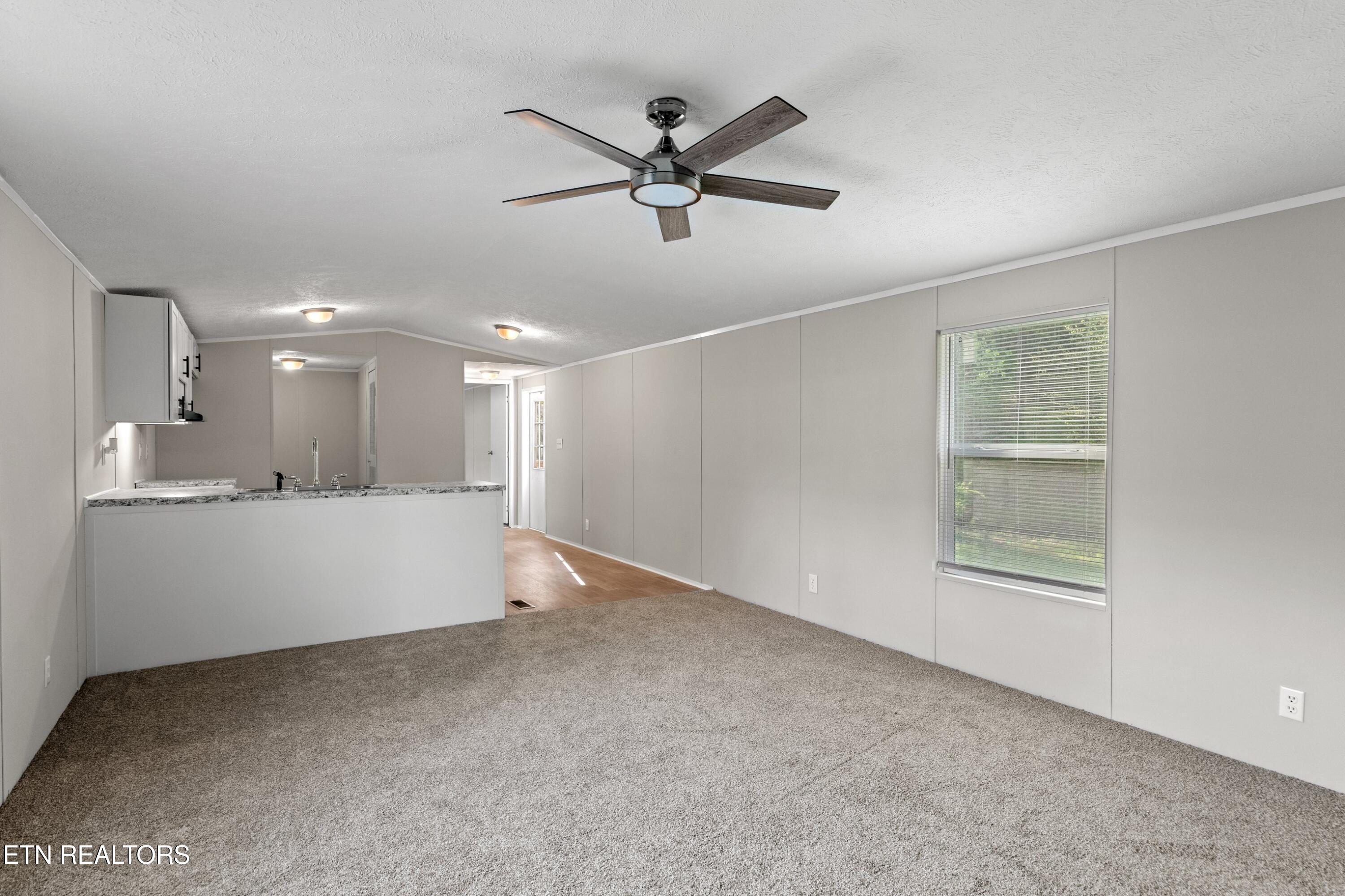 2805 Coffey Rd Property Photo 5