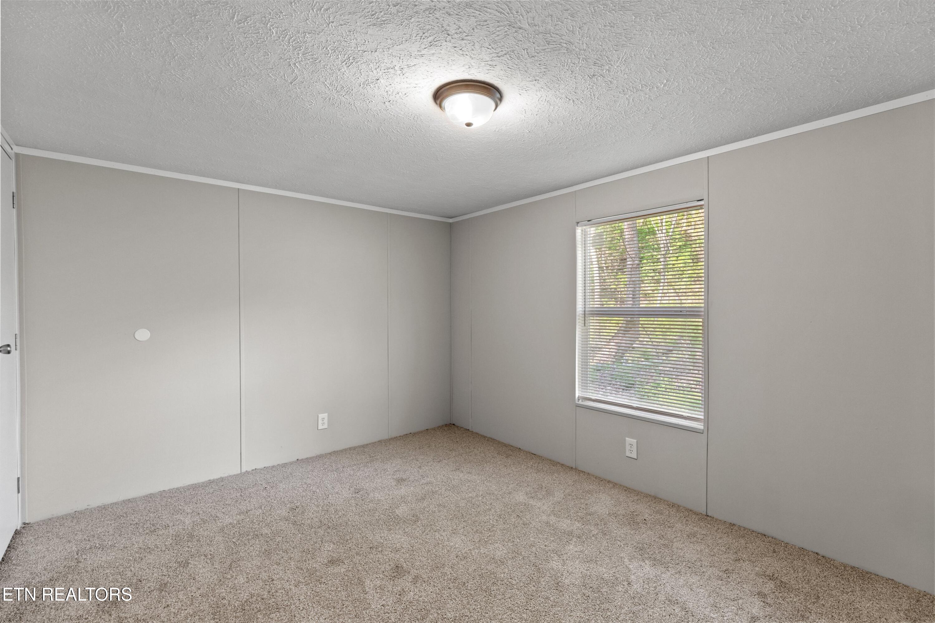 2805 Coffey Rd Property Photo 14