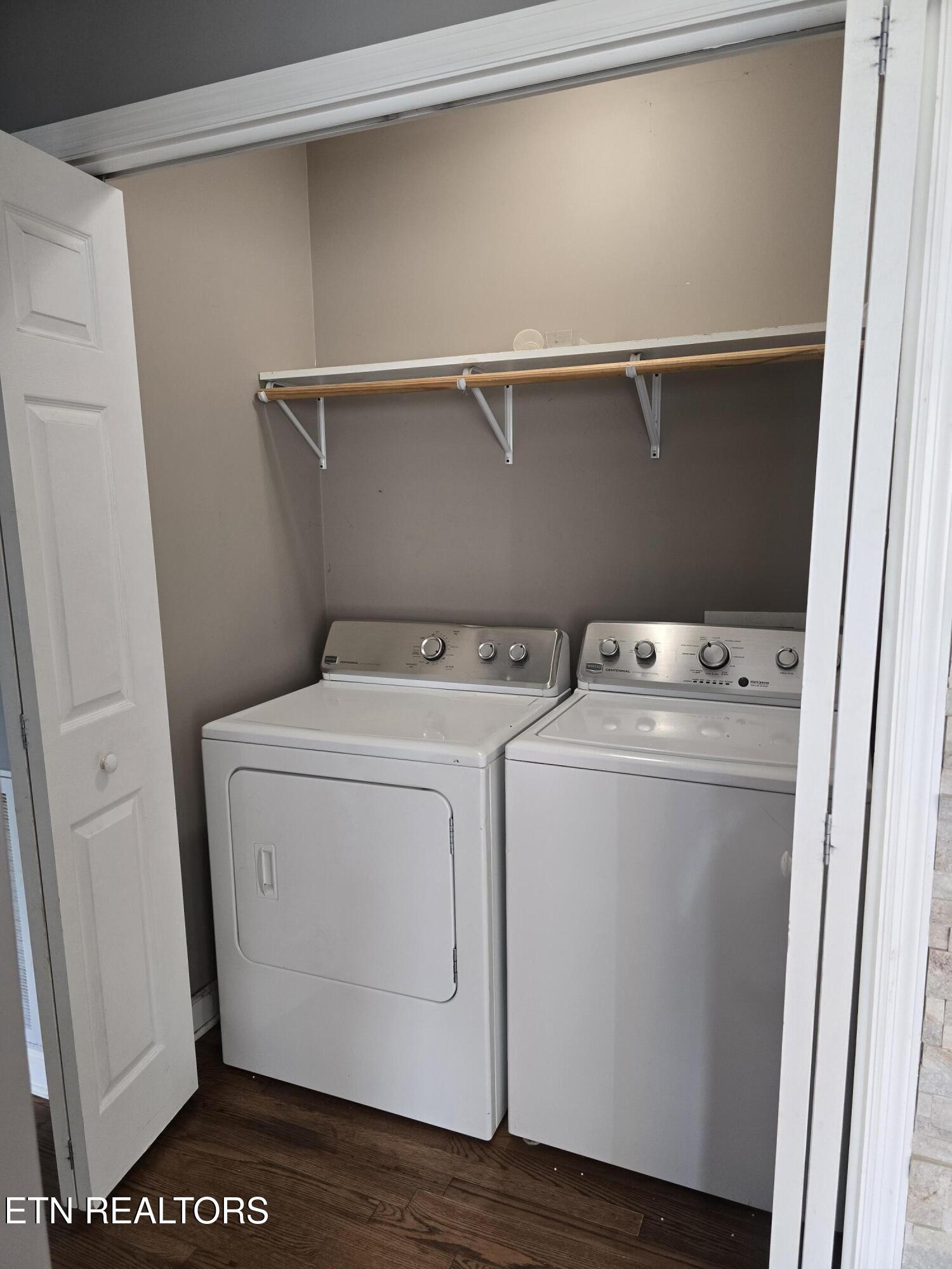 4107 Ne Valley View Drive Property Photo 10