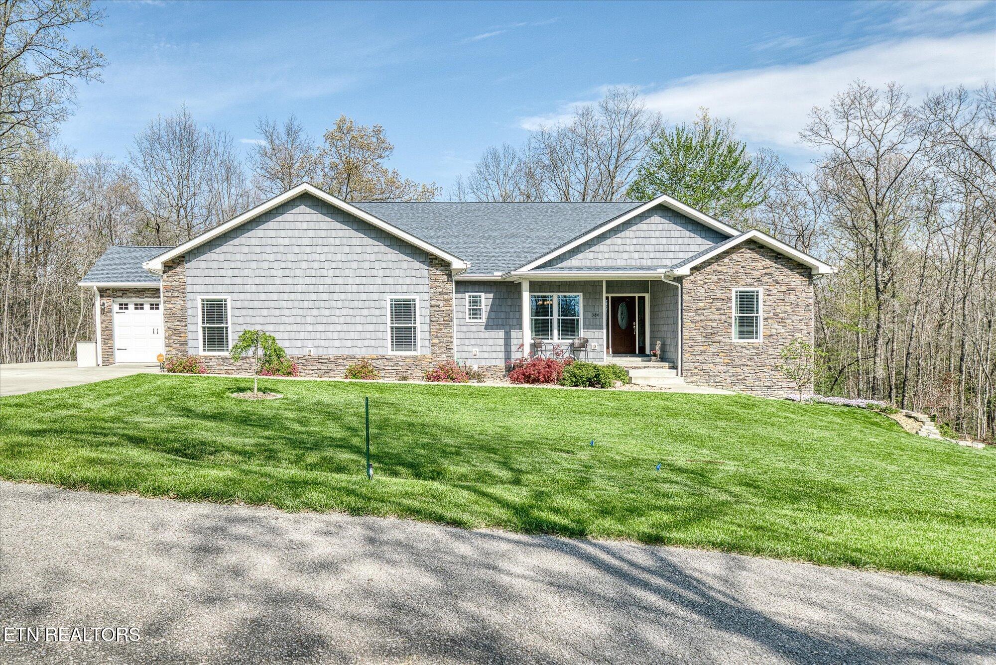 380 Mountain Preserve Pkwy Property Photo