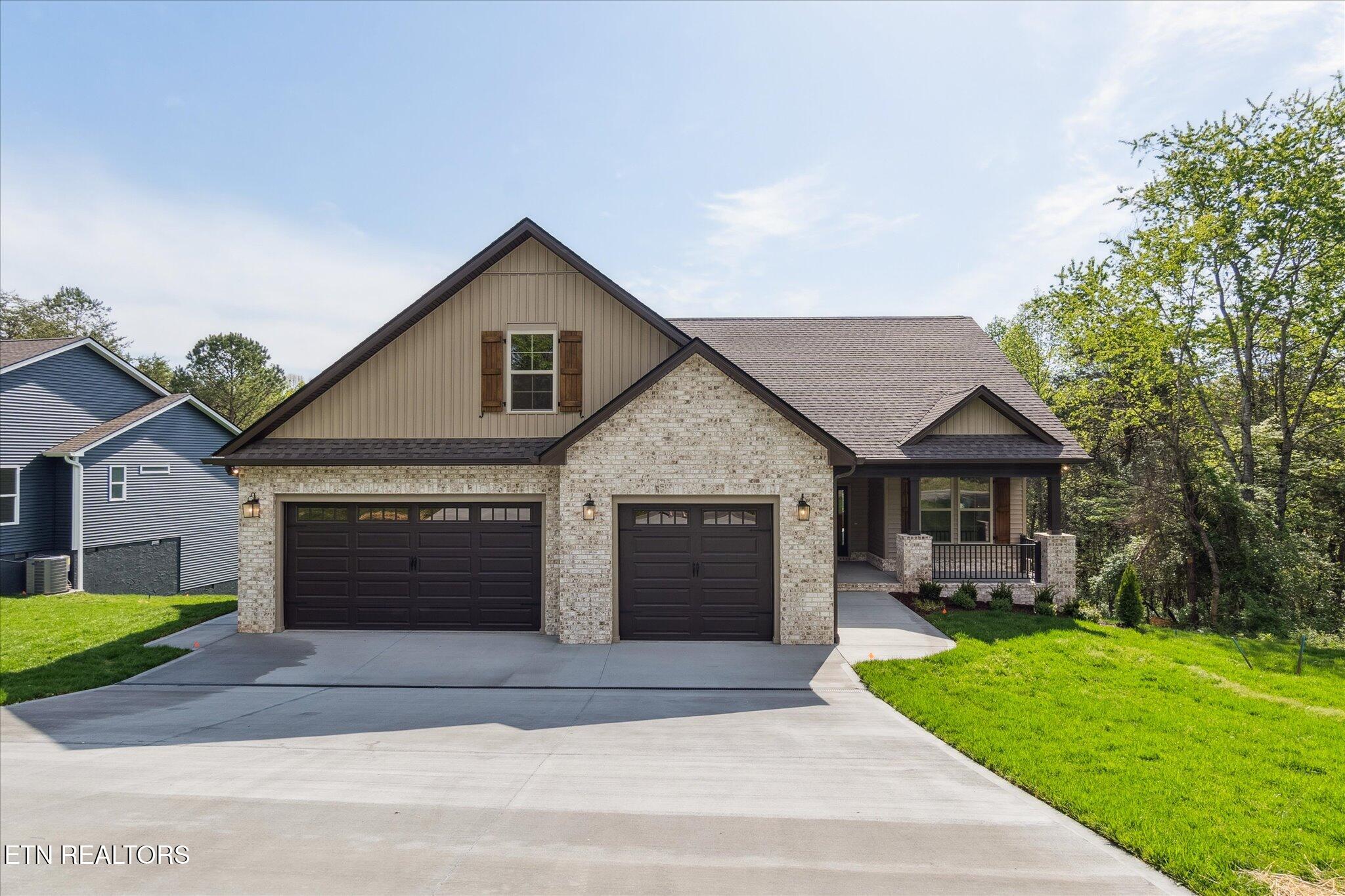 124 Amohi Way Property Photo