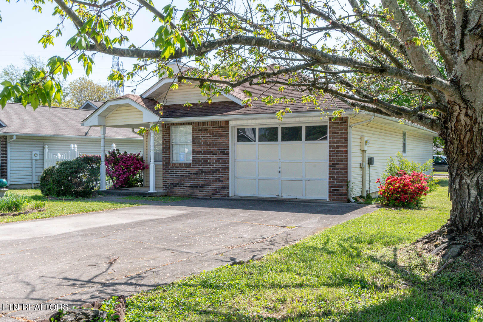 967 Lee Delia Lane Property Photo