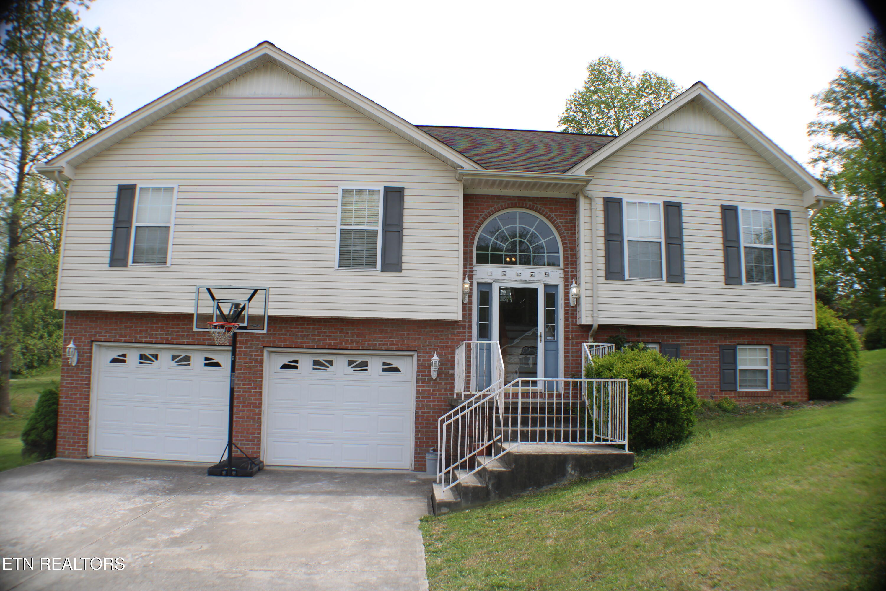 Middlesboro Real Estate Listings Main Image