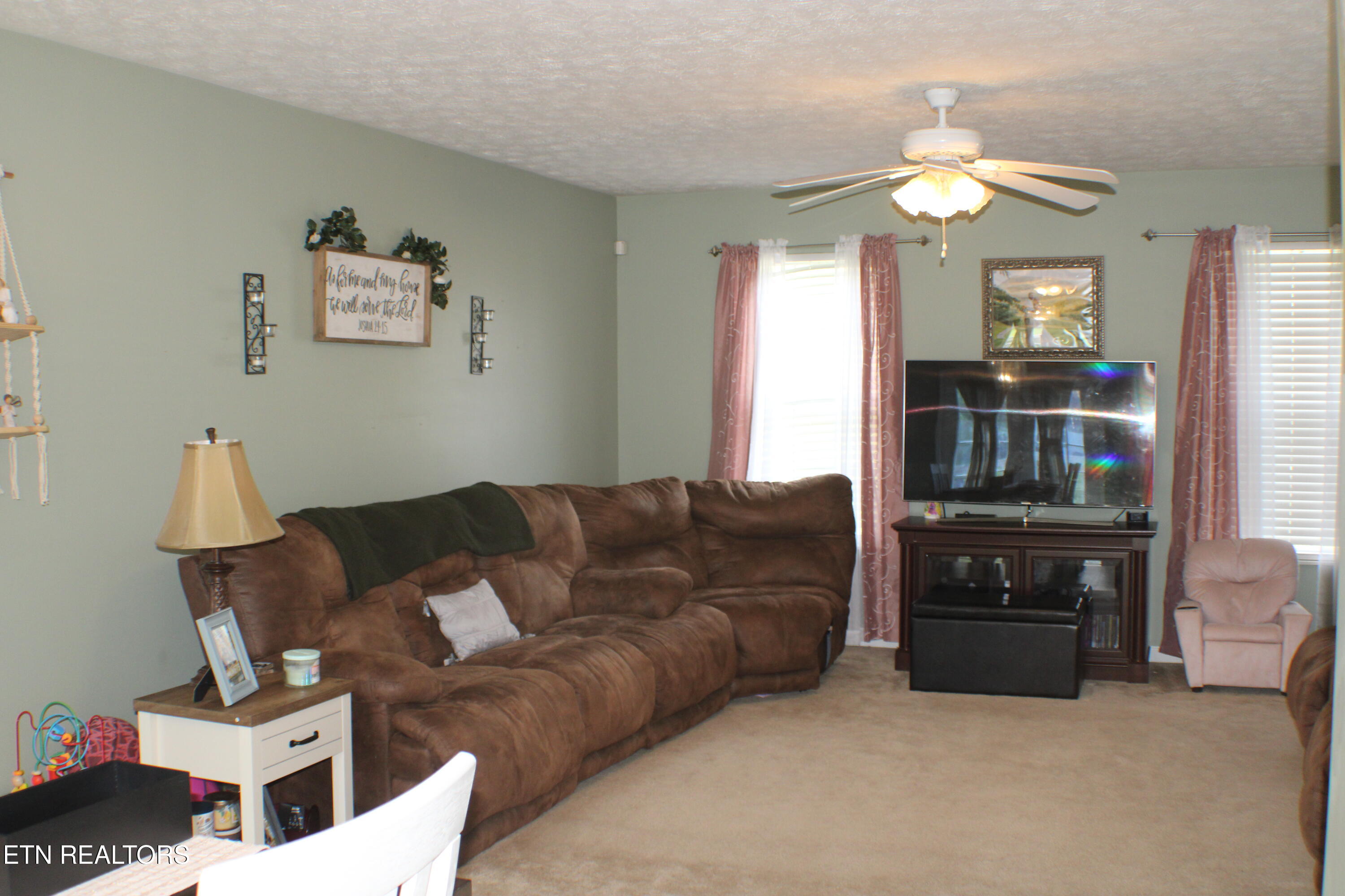 825 S 28th Street Property Photo 3