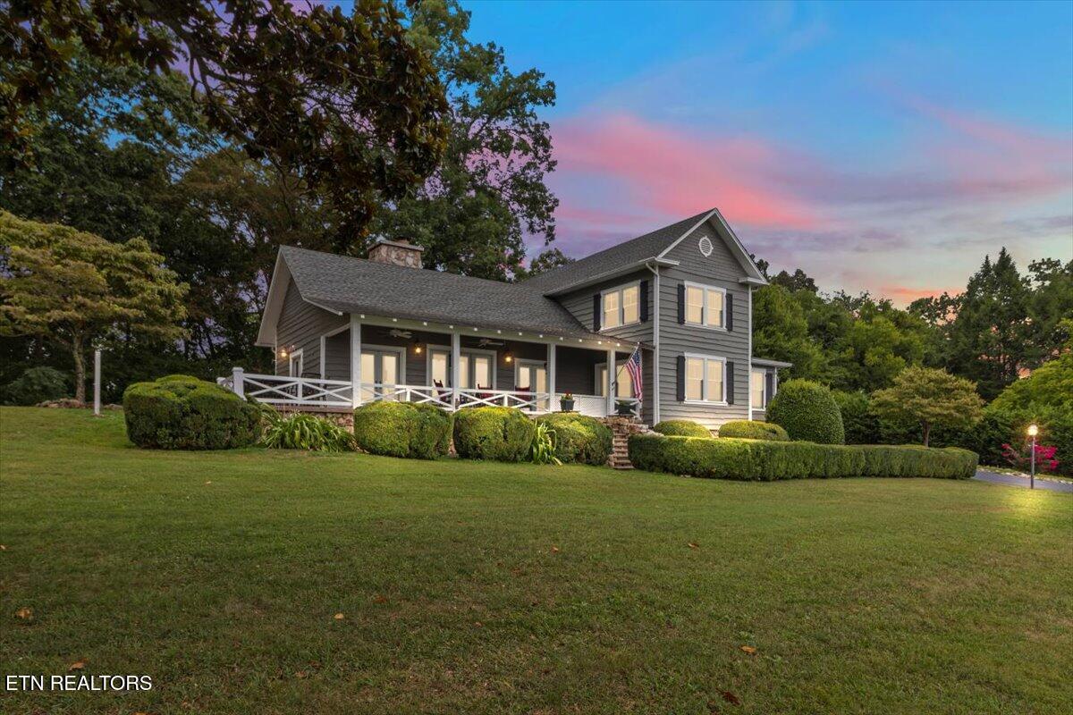 517 Oaken Gate Court Property Photo