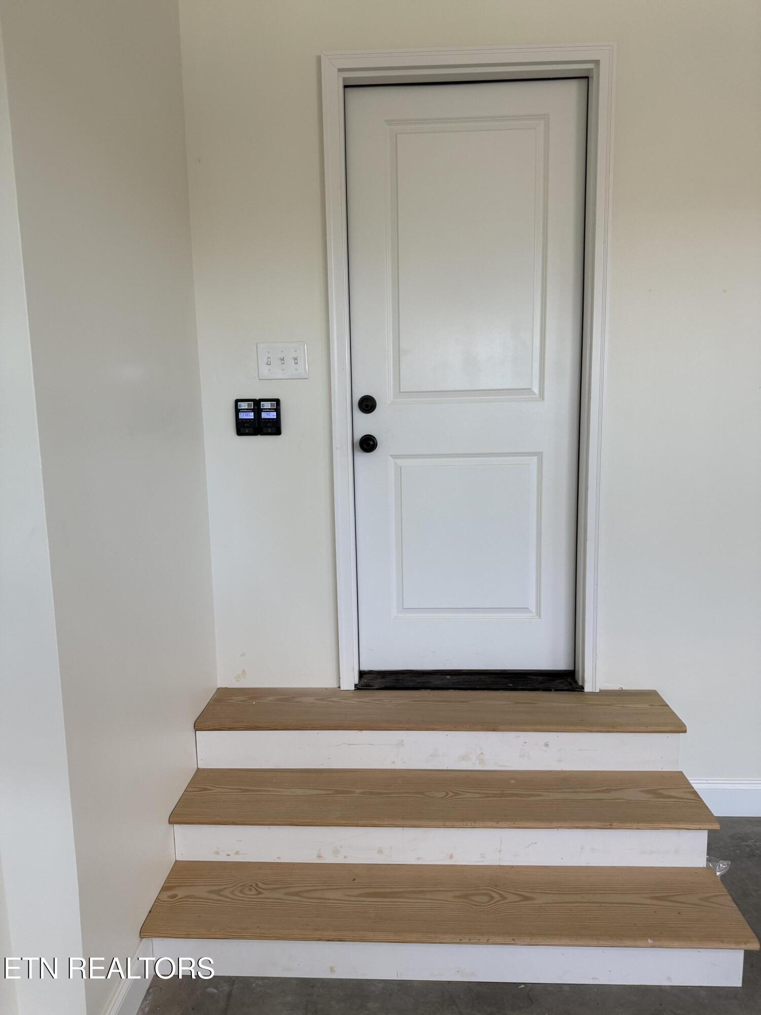455 Lake Vista Drive Property Photo 14