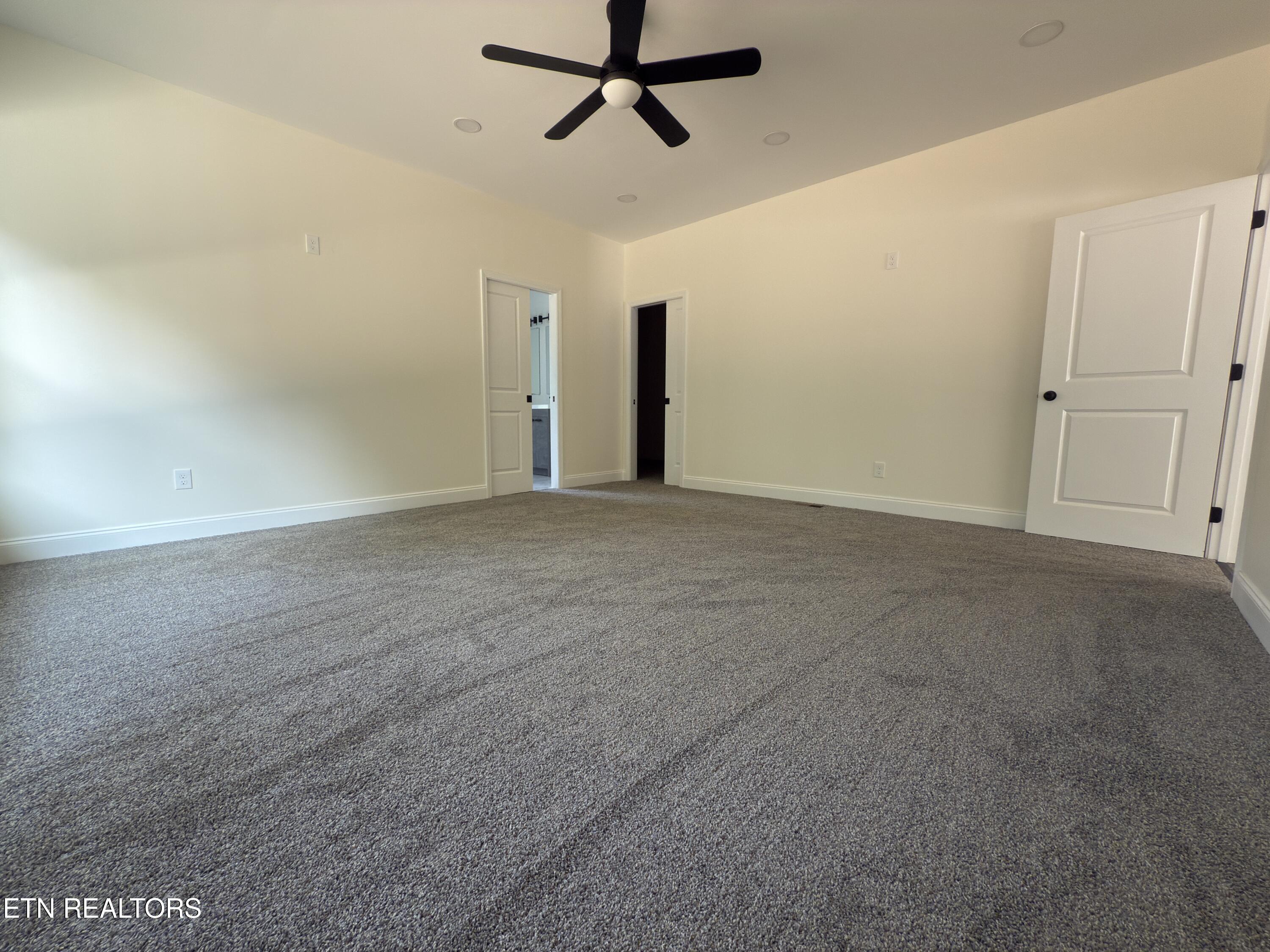 455 Lake Vista Drive Property Photo 22