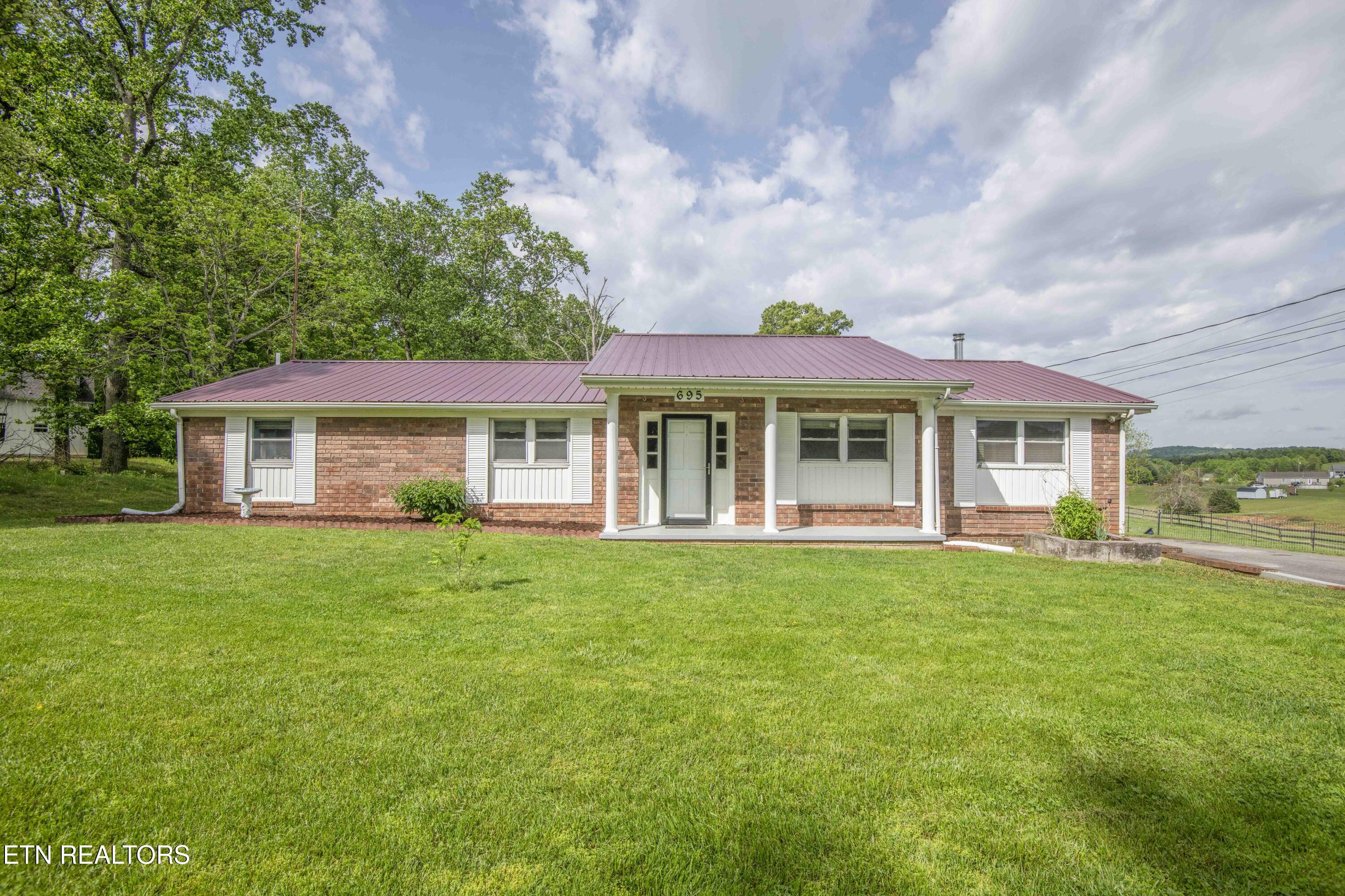 695 Wine Road Property Photo