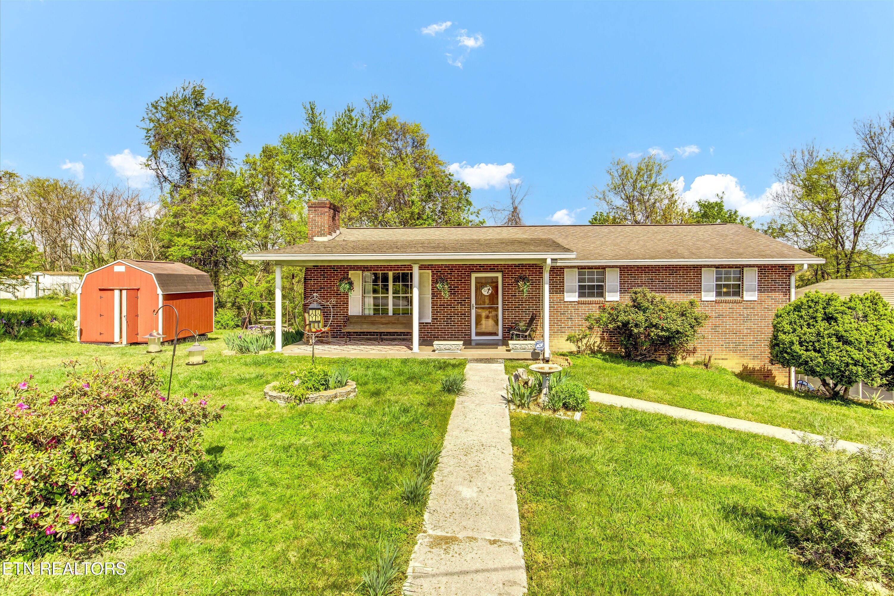 Clinton Real Estate Listings Main Image