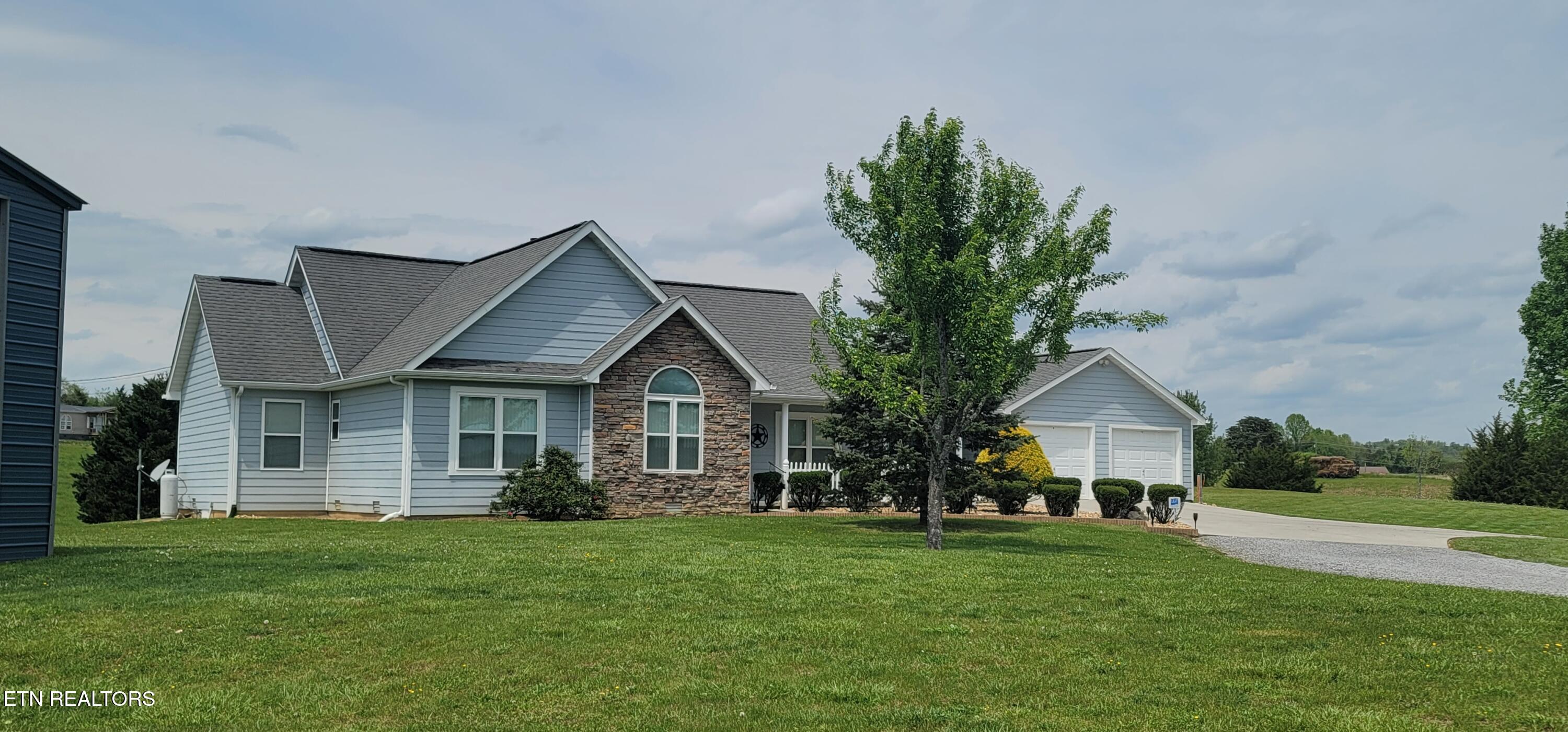130 Cantrell Rd Property Photo 1