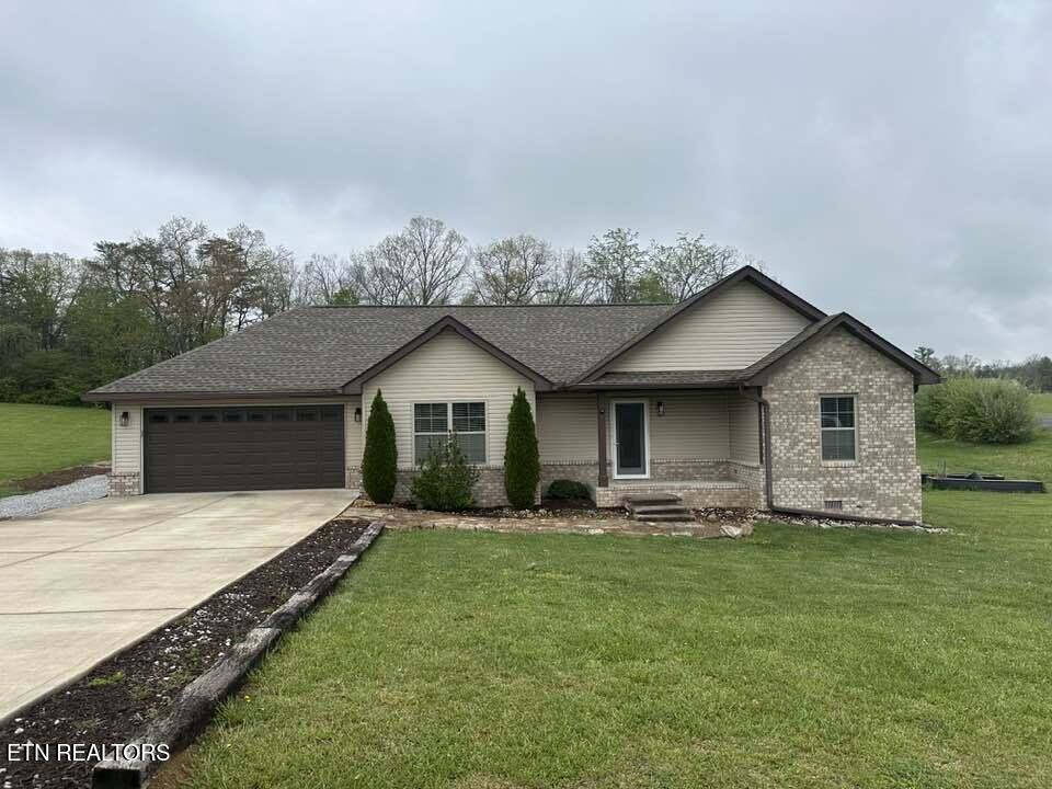 205 Estate Drive Property Photo