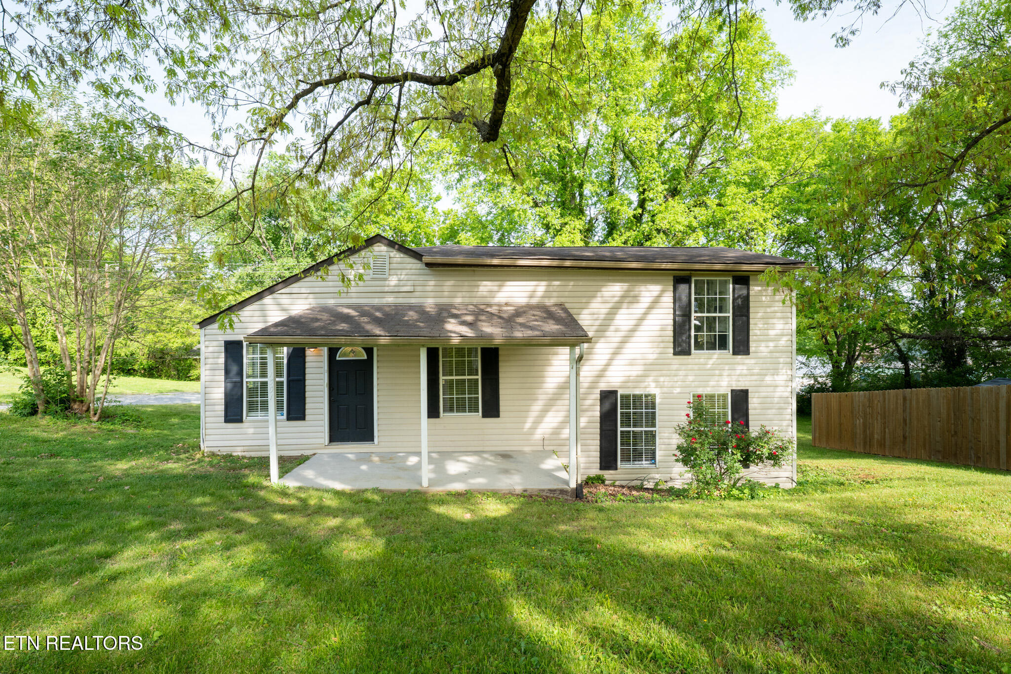 1301 Jefferson Ave Property Photo