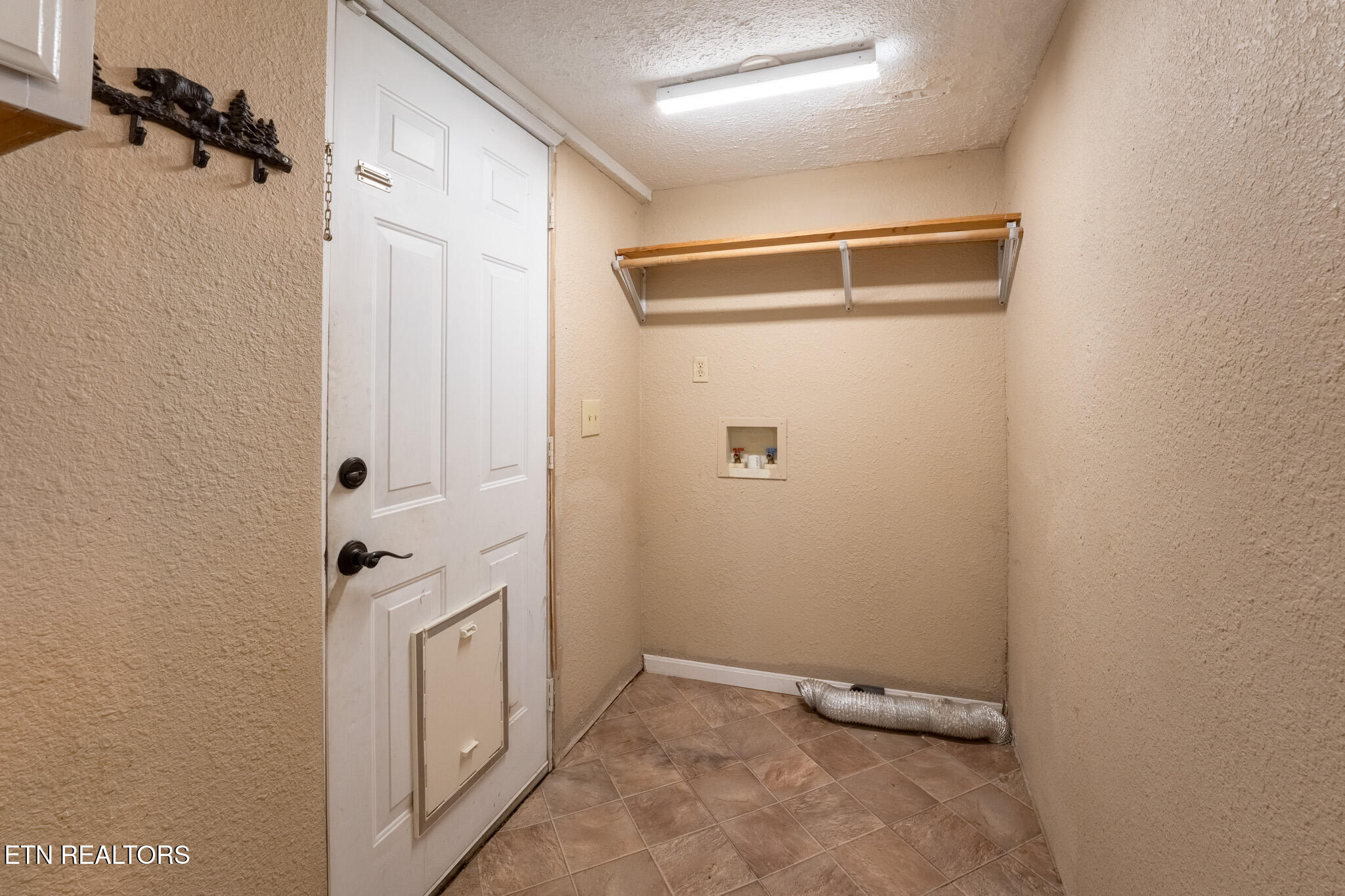 1301 Jefferson Ave Property Photo 11