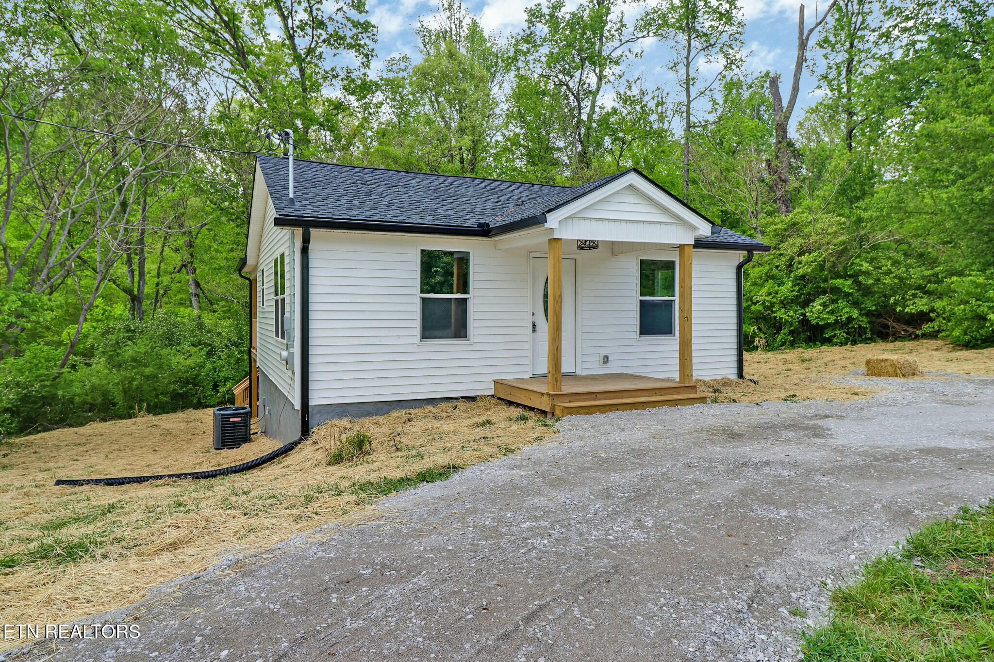 129 Dogwood Court Property Photo