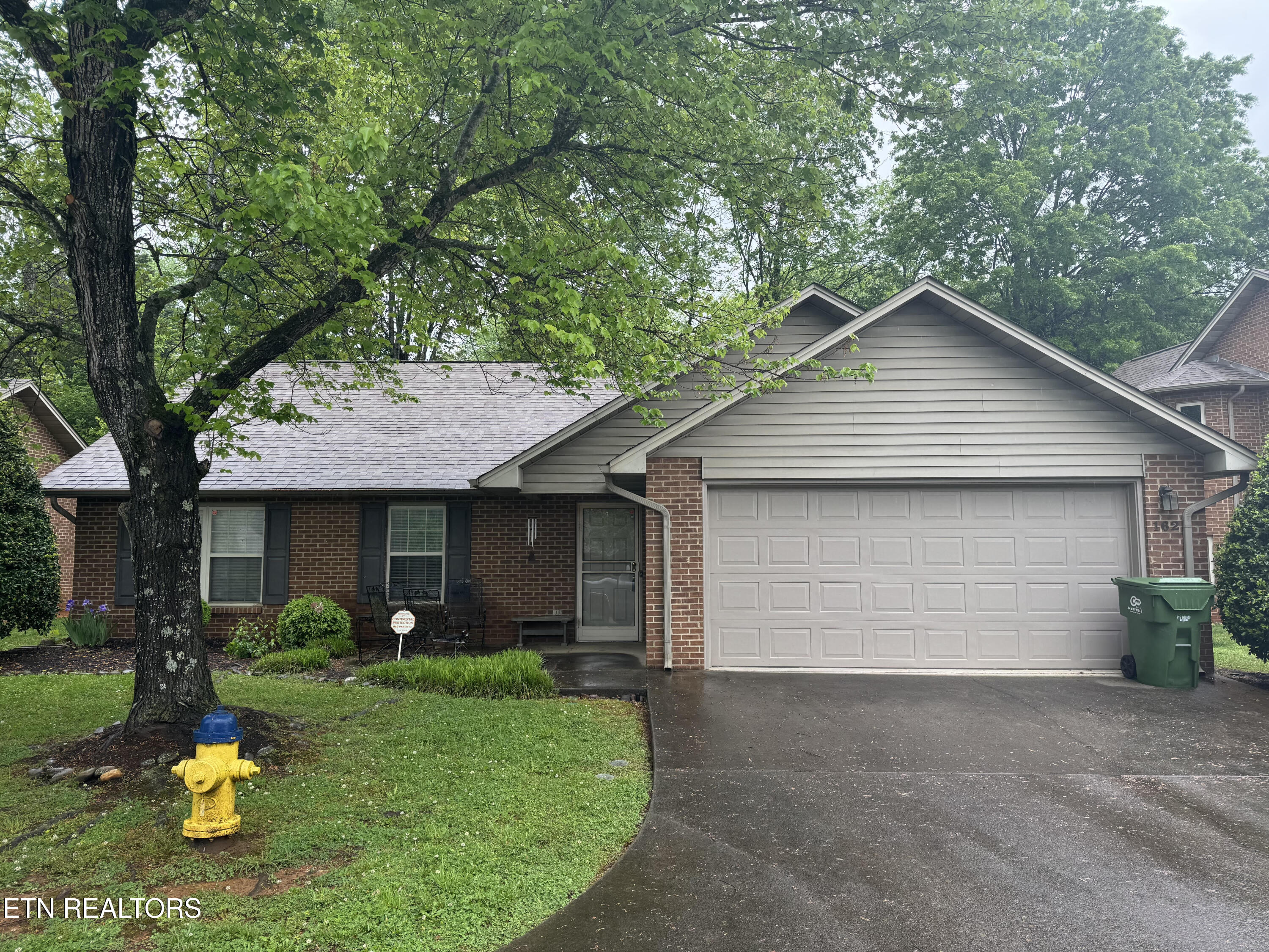162 Manchester Drive Property Photo