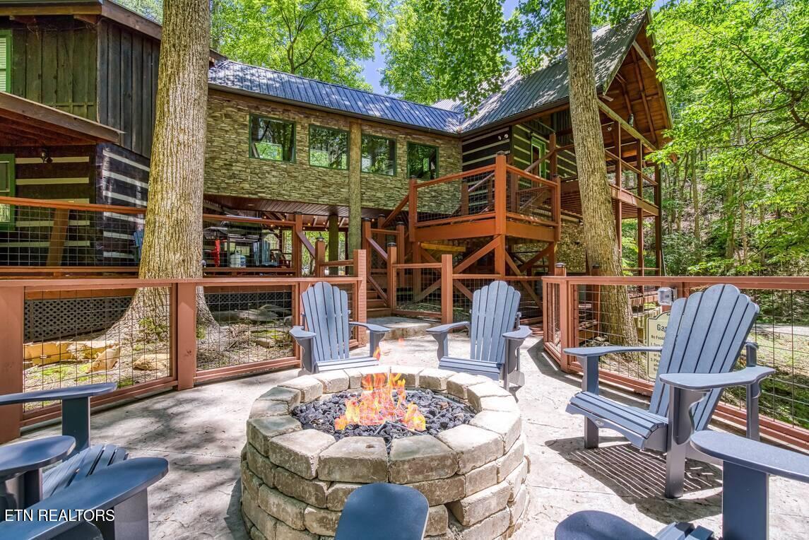 2440 Paradise Falls Way Property Photo