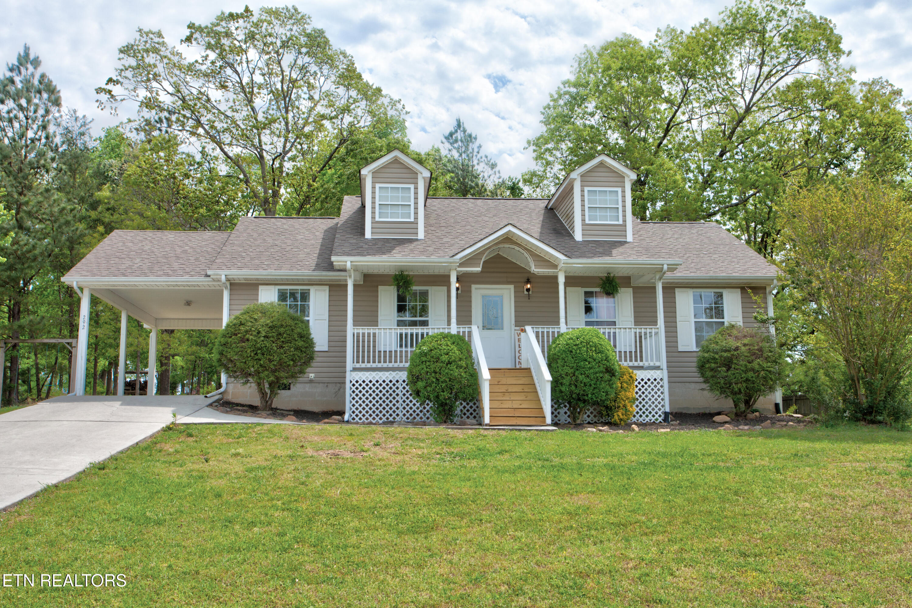 292 Sweetsprings Rd Property Photo
