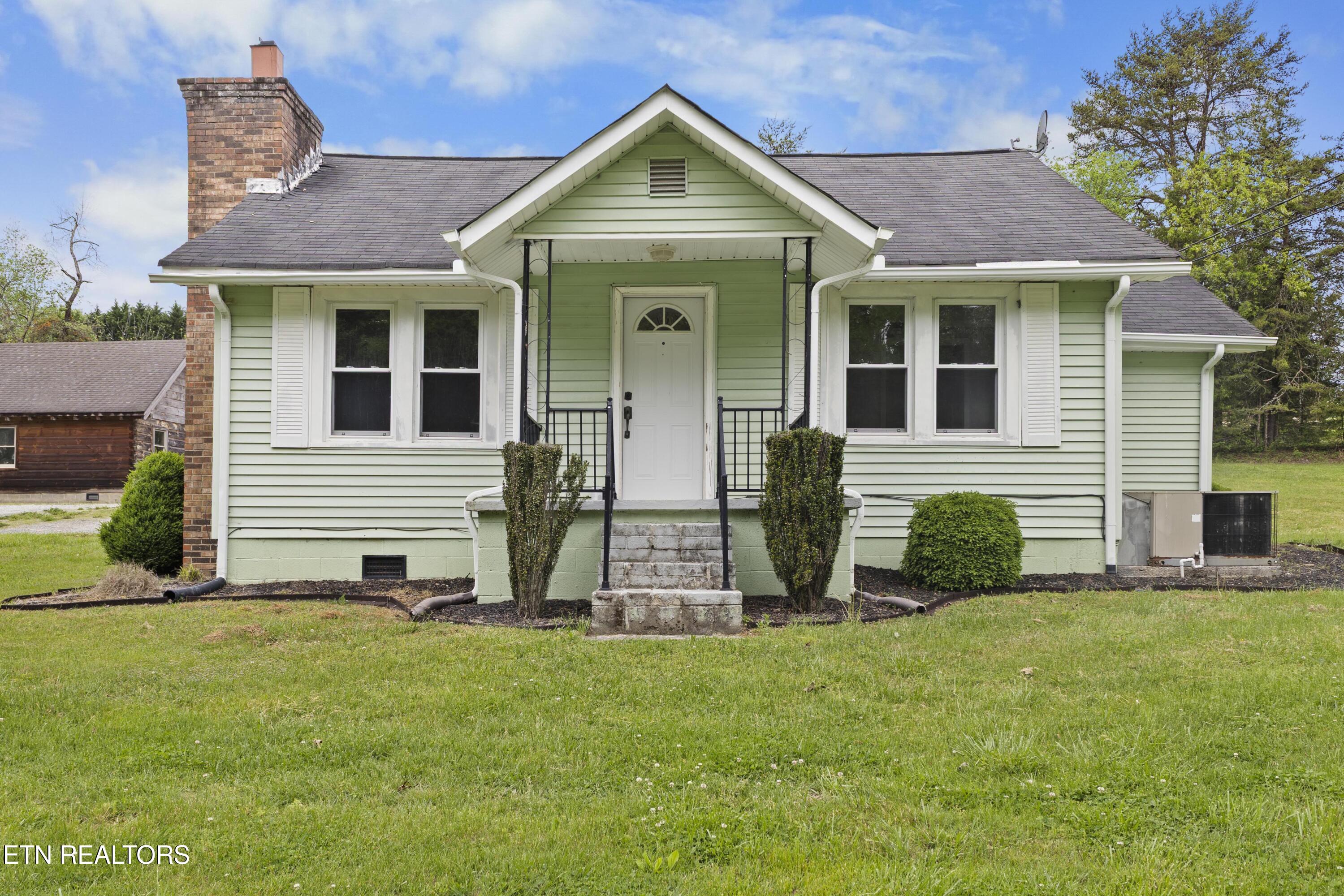 733 Finn Long Rd Property Photo
